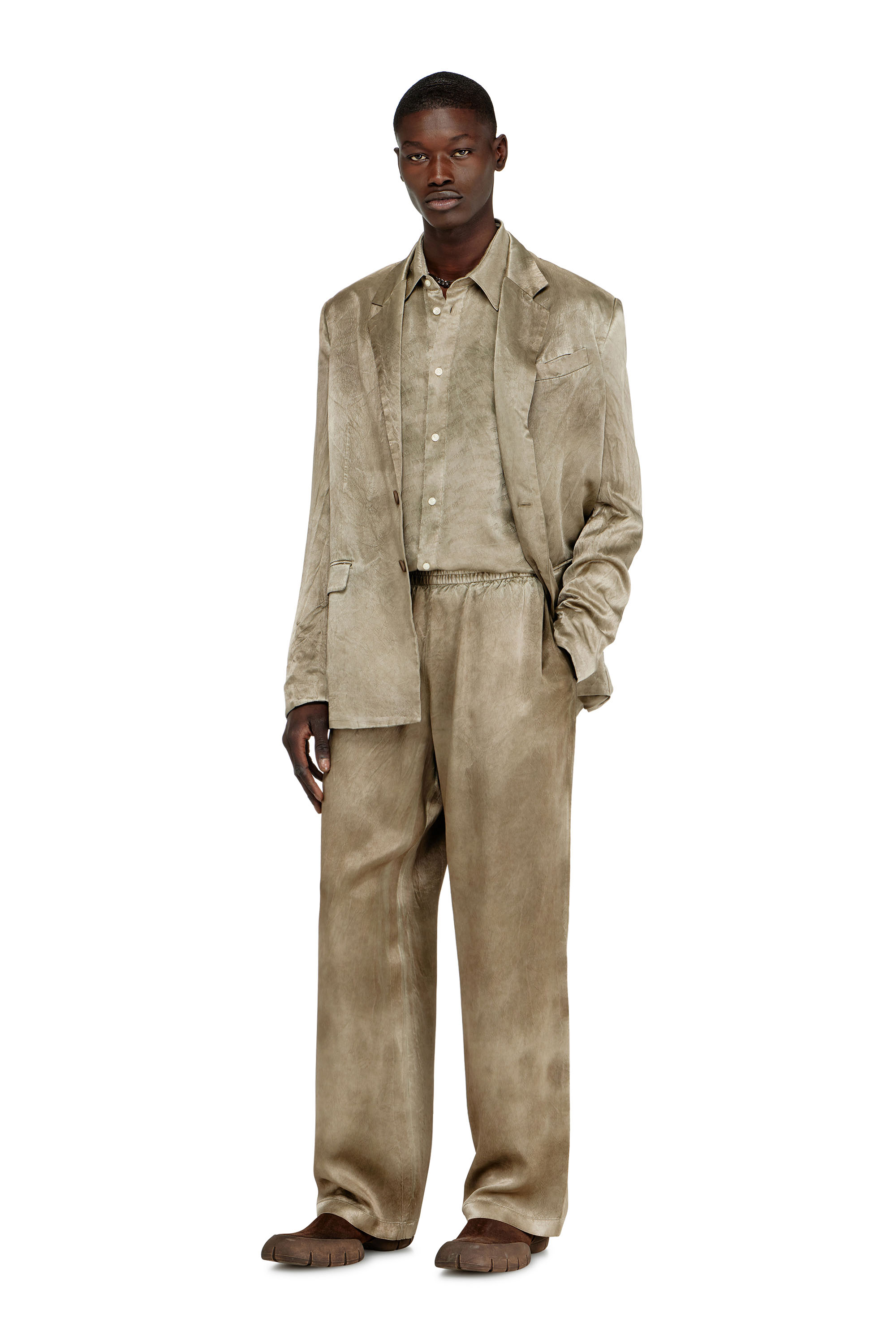 Diesel - S-KISSY-HNBW, Camicia in raso crinkle jacquard con logo Uomo in Marrone - 1