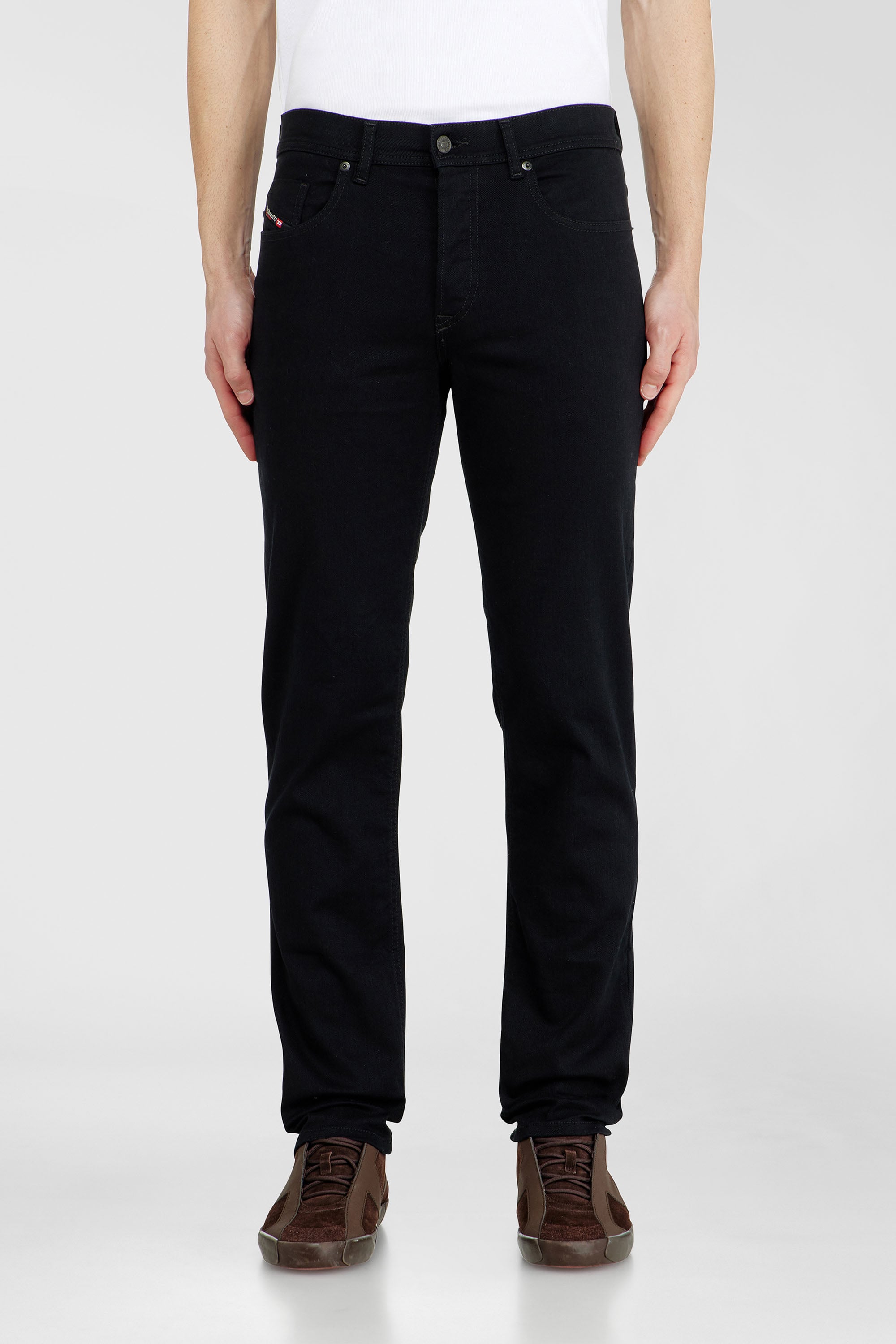 Diesel - Regular Jeans 1985 Larkee 0688H Uomo, Nero/Grigio scuro - Image 1