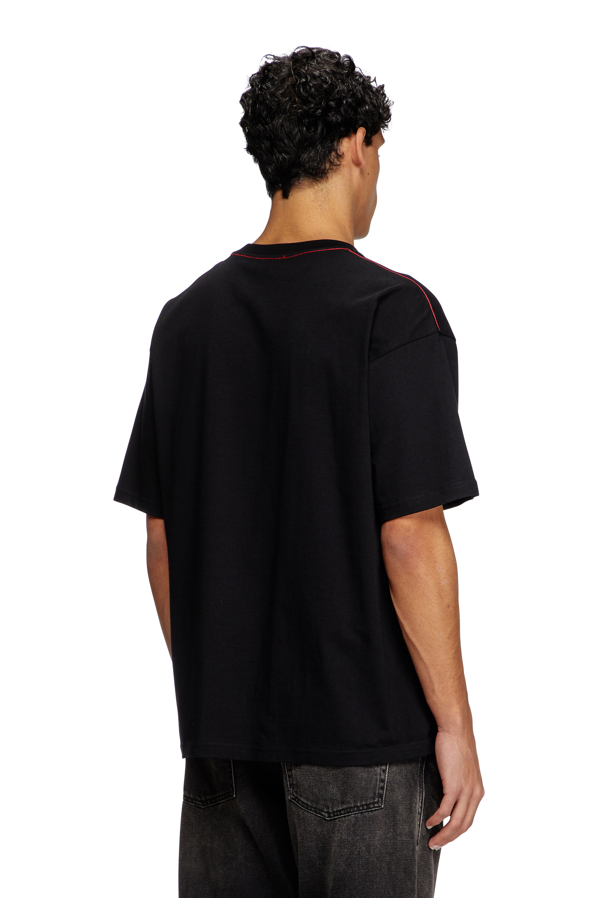 Diesel - T-BOXT-R31, T-shirt con patch logo Uomo in Nero - 4