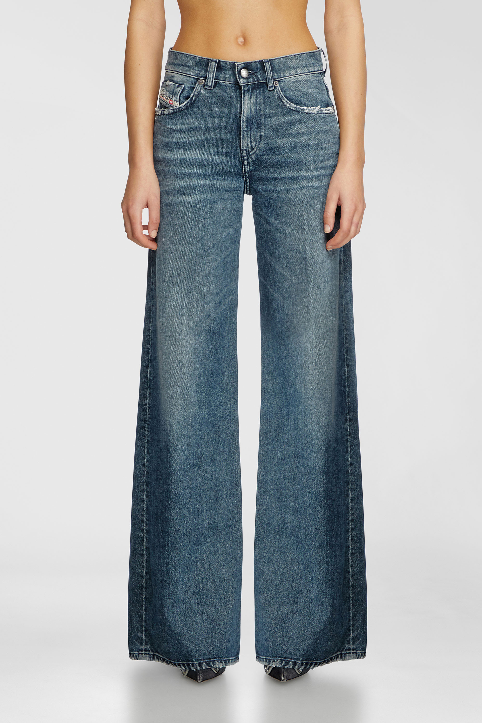 Diesel - Flare Jeans 1978 D-Akemi 007Y7 Donna, Blu medio - Image 1