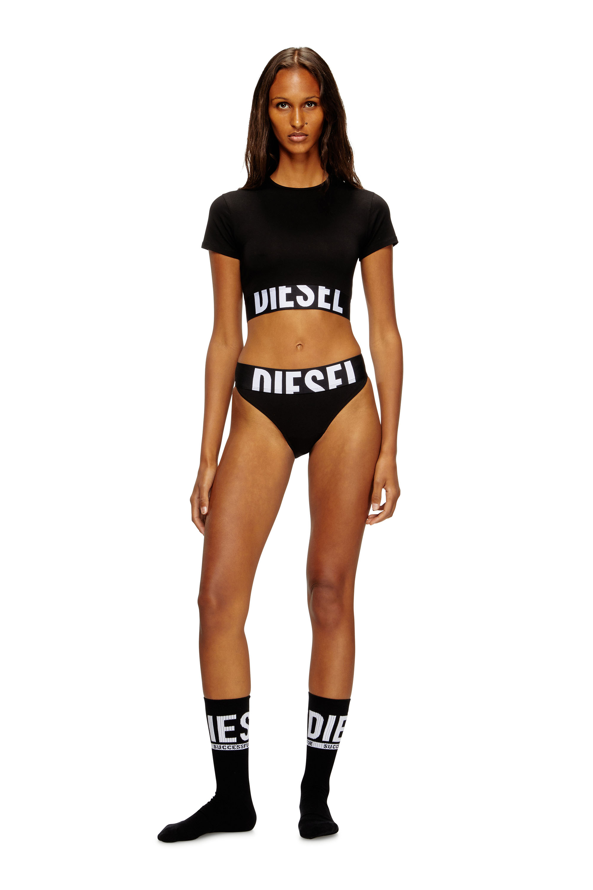 Diesel - UFTEE-SPORT-CROPPED-T-SHIRT, Crop top sportivo con fascia logo Donna in Nero - 2