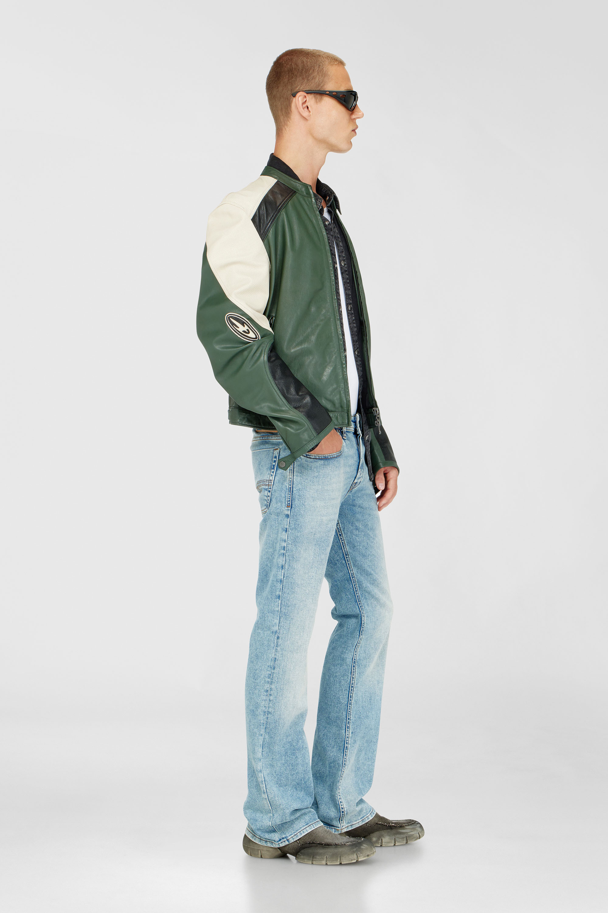 Diesel - Bootcut Jeans 2007 Zatiny 0DBDV Uomo, Blu Chiaro - Image 2