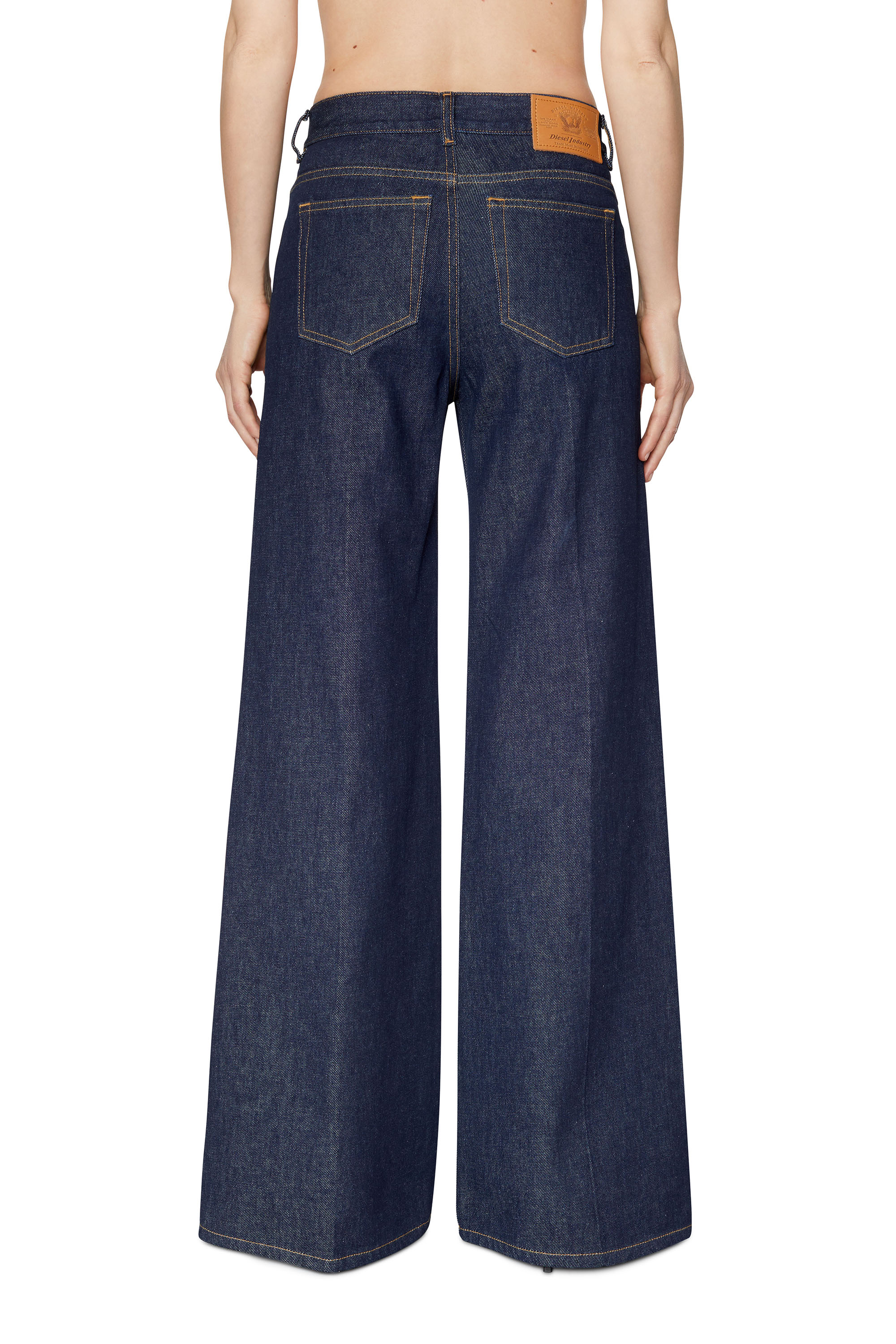 Diesel - Bootcut and Flare Jeans 1978 D-Akemi Z9C02, Blu Scuro - Image 3