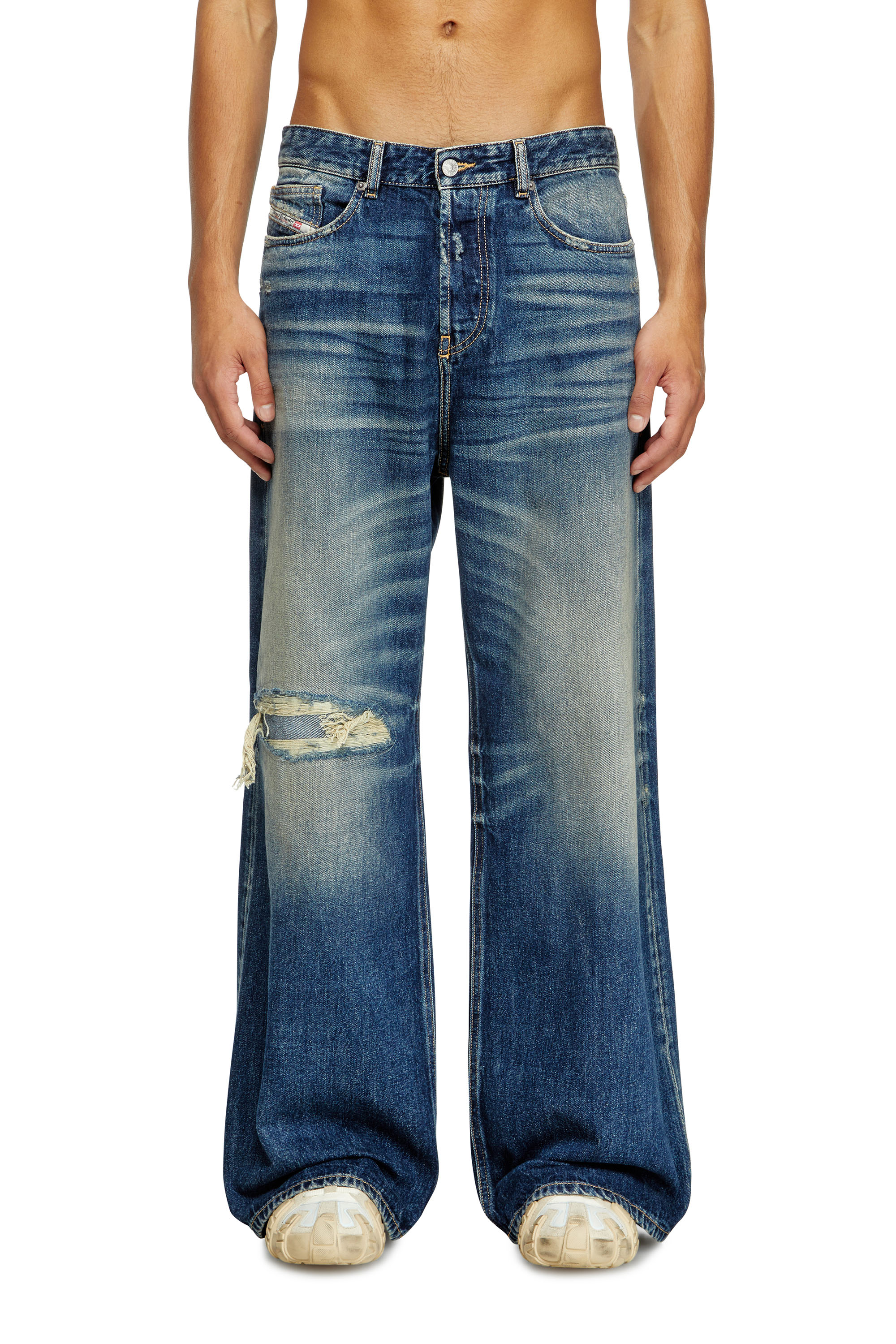 Diesel - Relaxed Jeans D-Rise 09J95 Uomo, Blu Scuro - Image 2