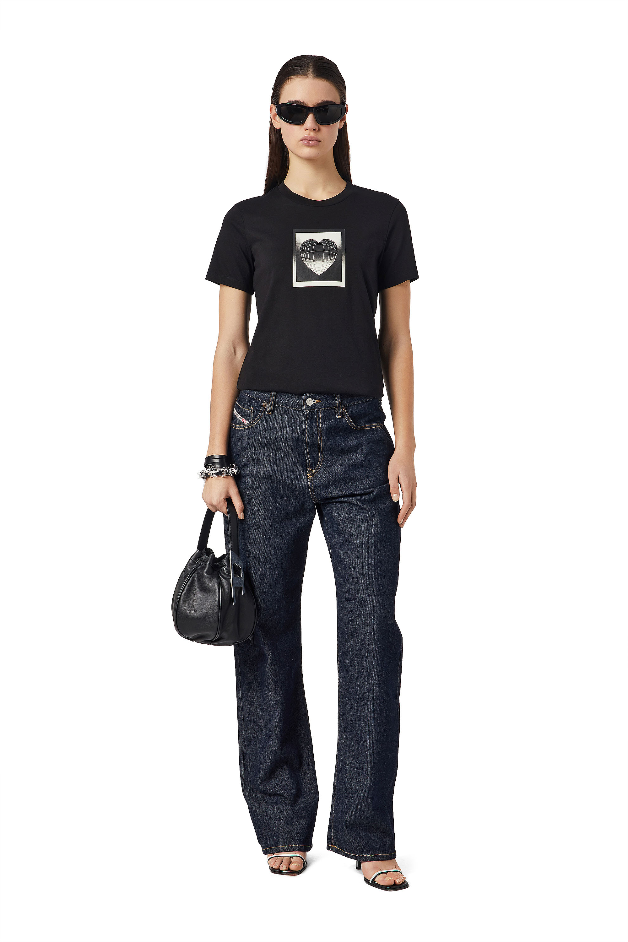 Abbigliamento Donna: Vestiti, Top, Jeans | Diesel®