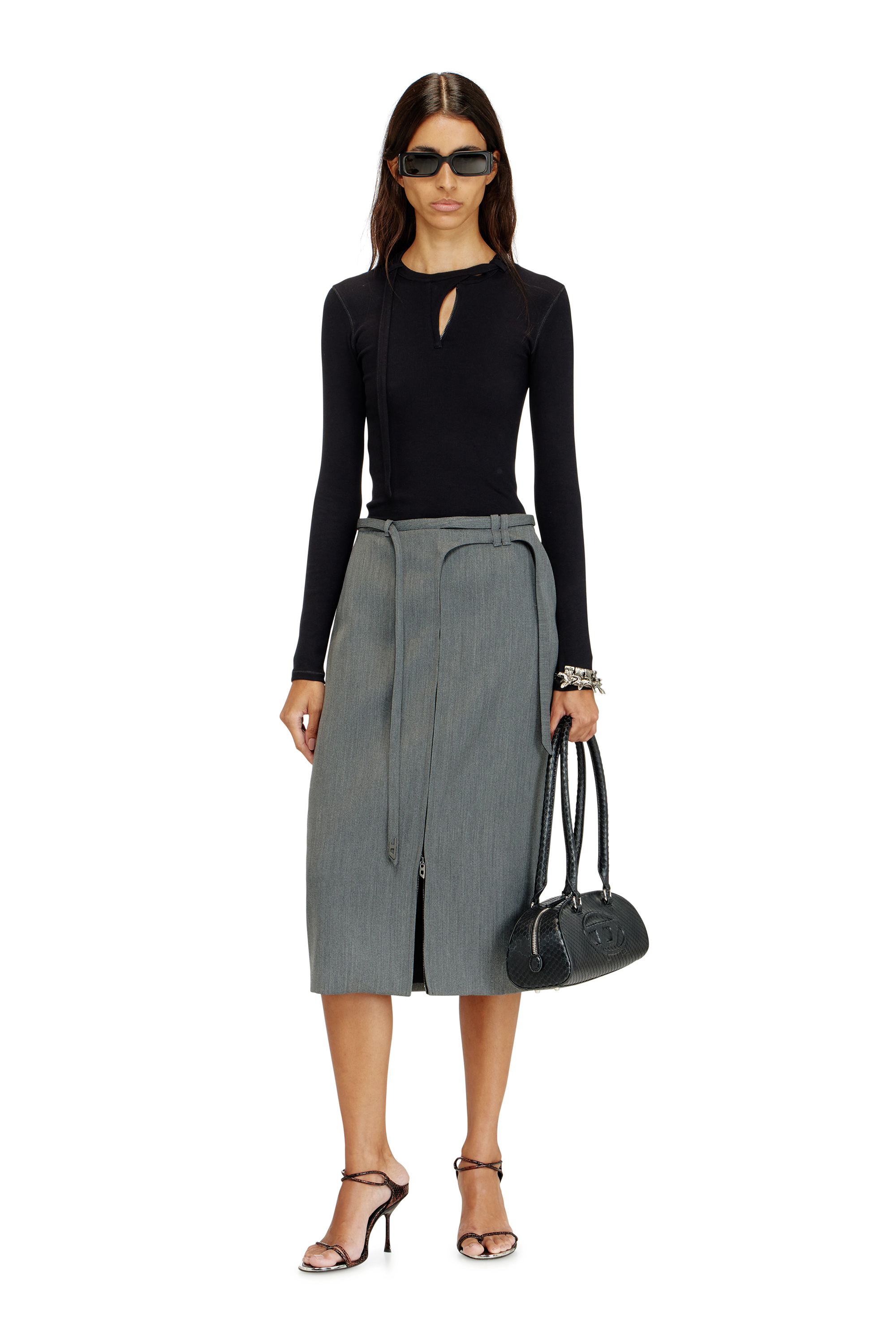 Diesel - 1DR DOME SHOULDER EW, 1DR Dome-Bowling bag rettangolare in pelle goffrata Donna in Nero - 3