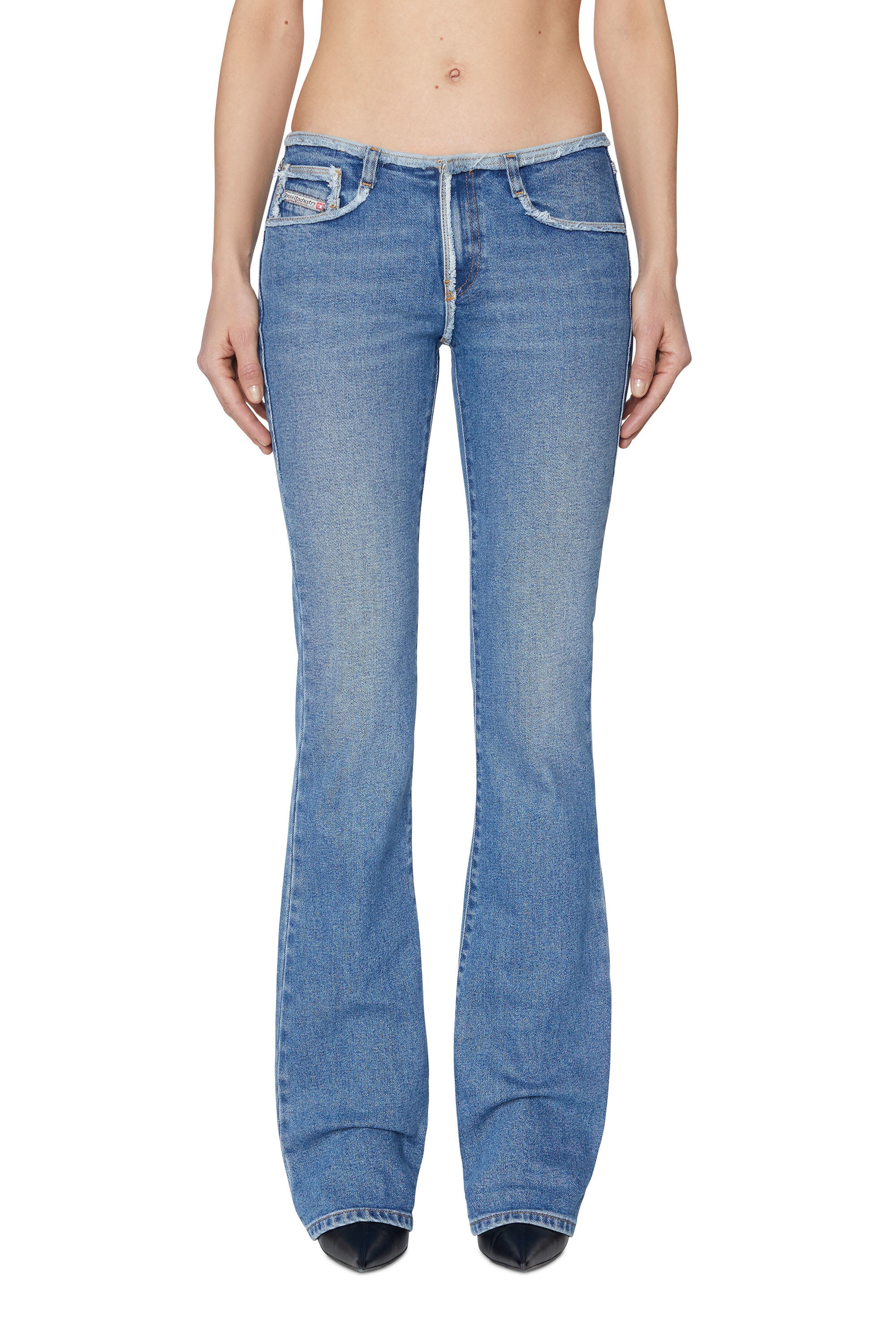 Nuovi Arrivi Jeans Donna: Slim, JoggJeans, Skinny | Diesel®
