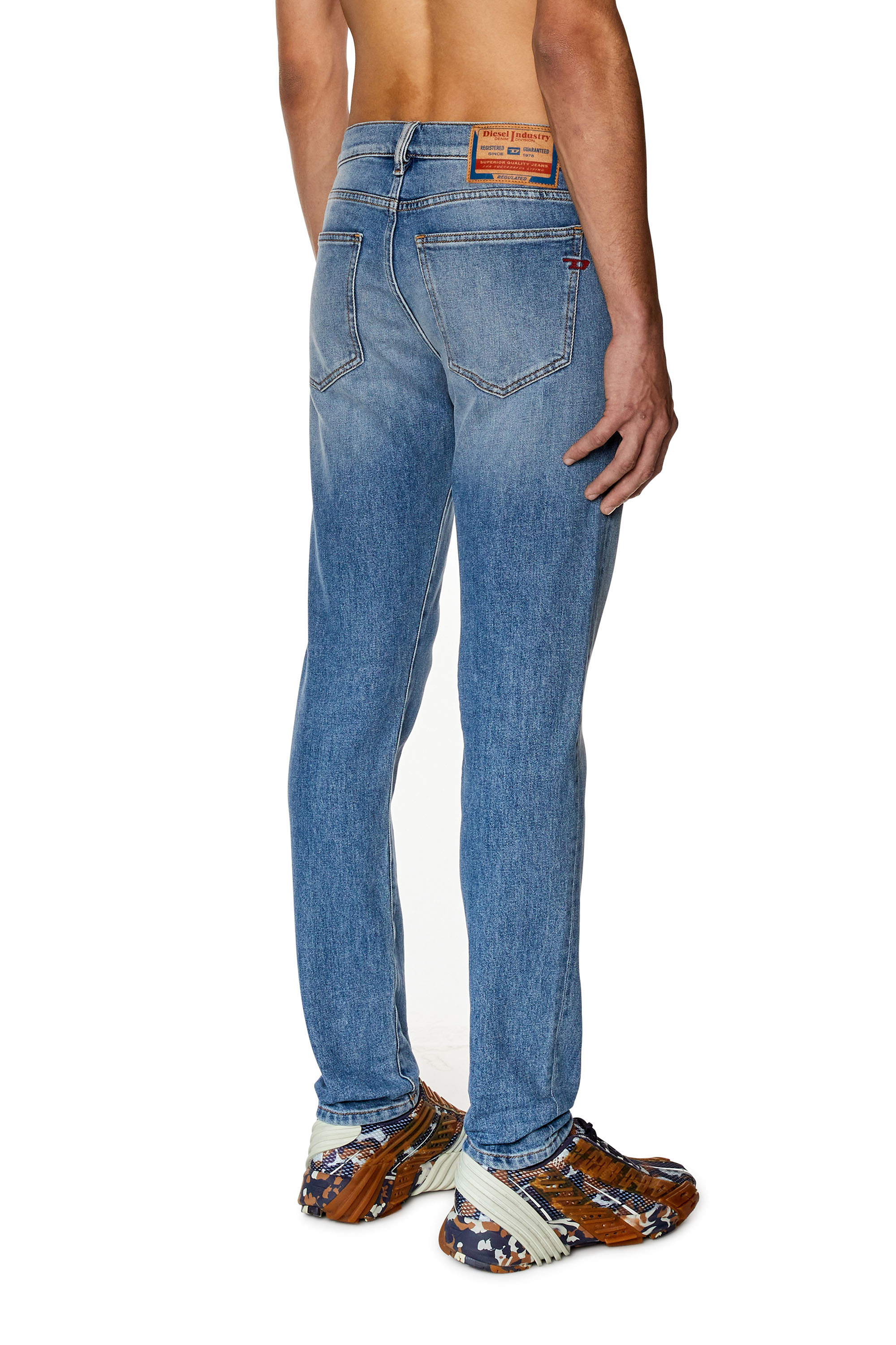 Diesel - Slim Jeans 2019 D-Strukt 09F81, Blu medio - Image 3