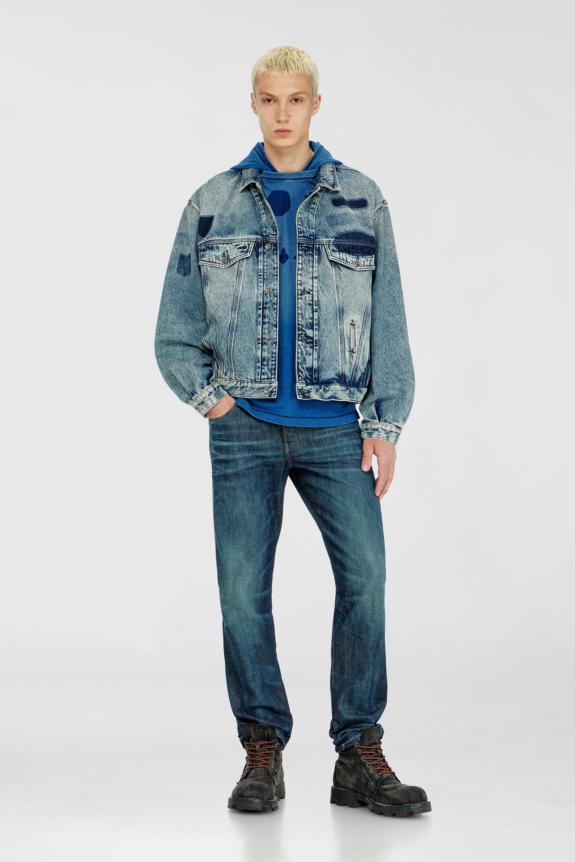 Diesel - D-DENVER-S2, Giacca trucker con effetto patch Unisex in Blu - 2