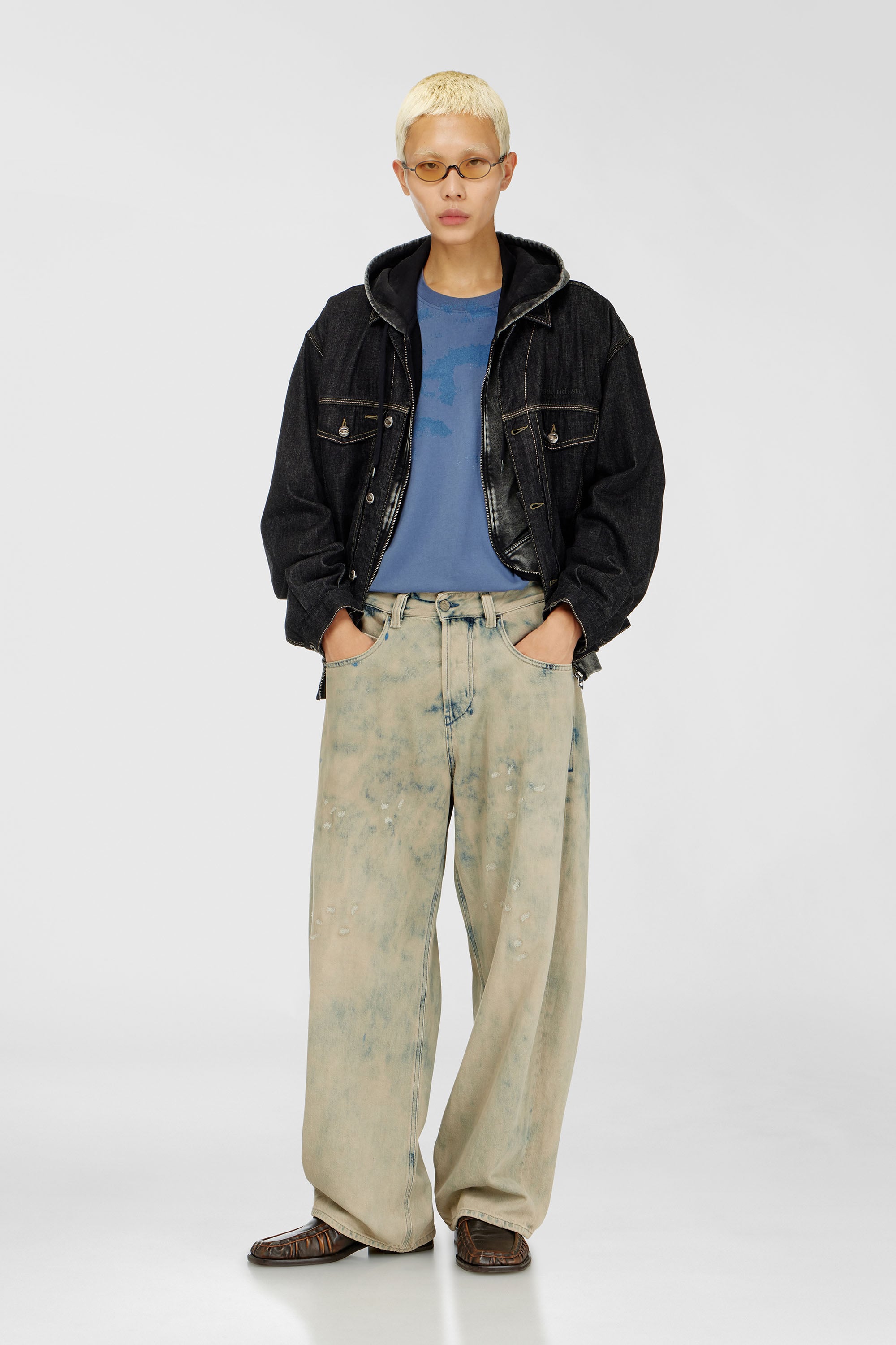 Diesel - T-BOXT-N14, T-shirt con stampa distressed floccata Uomo in ToBeDefined - 2