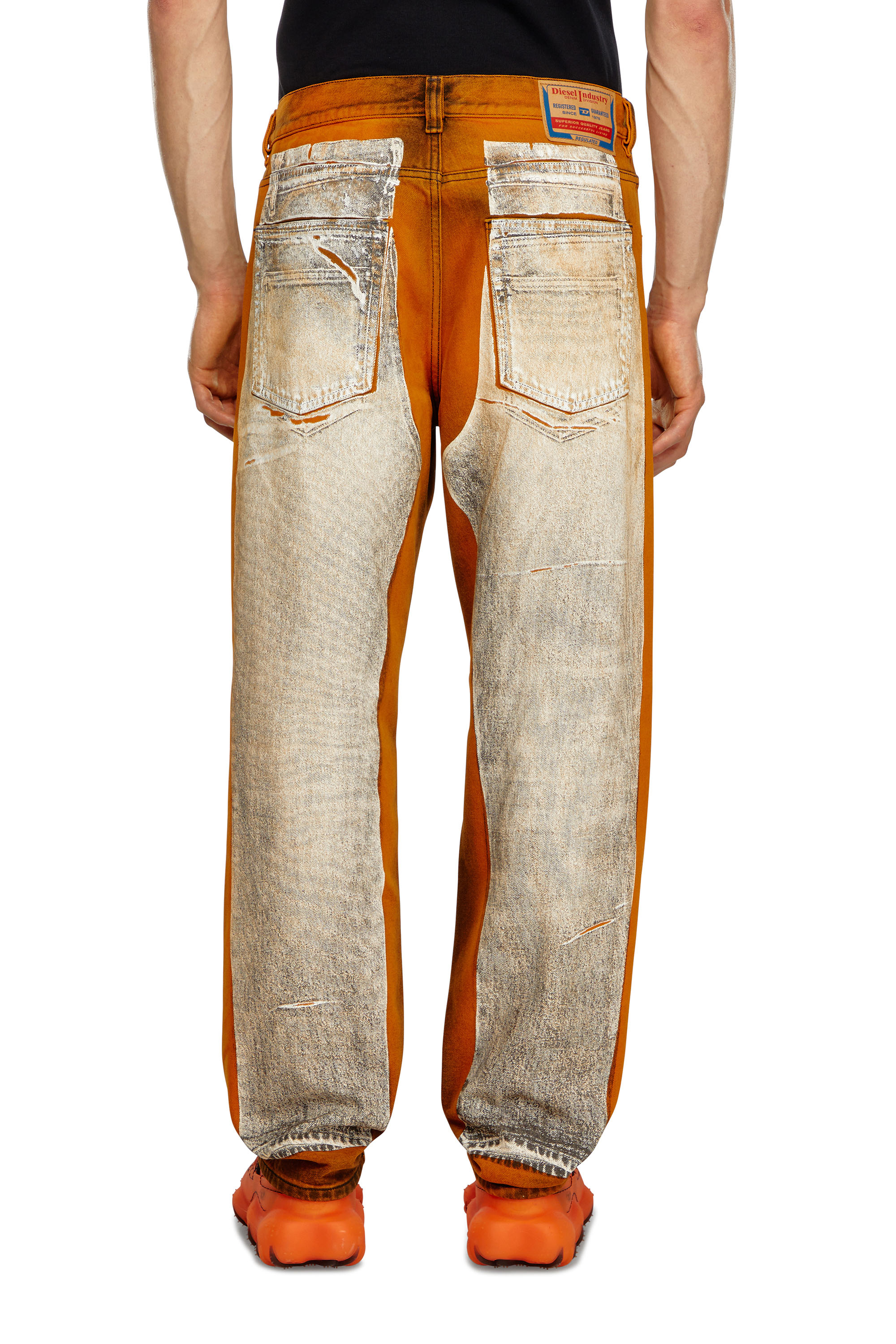 Diesel - Straight Jeans 2010 D-Macs 007U8, Nero/Arancione - Image 3