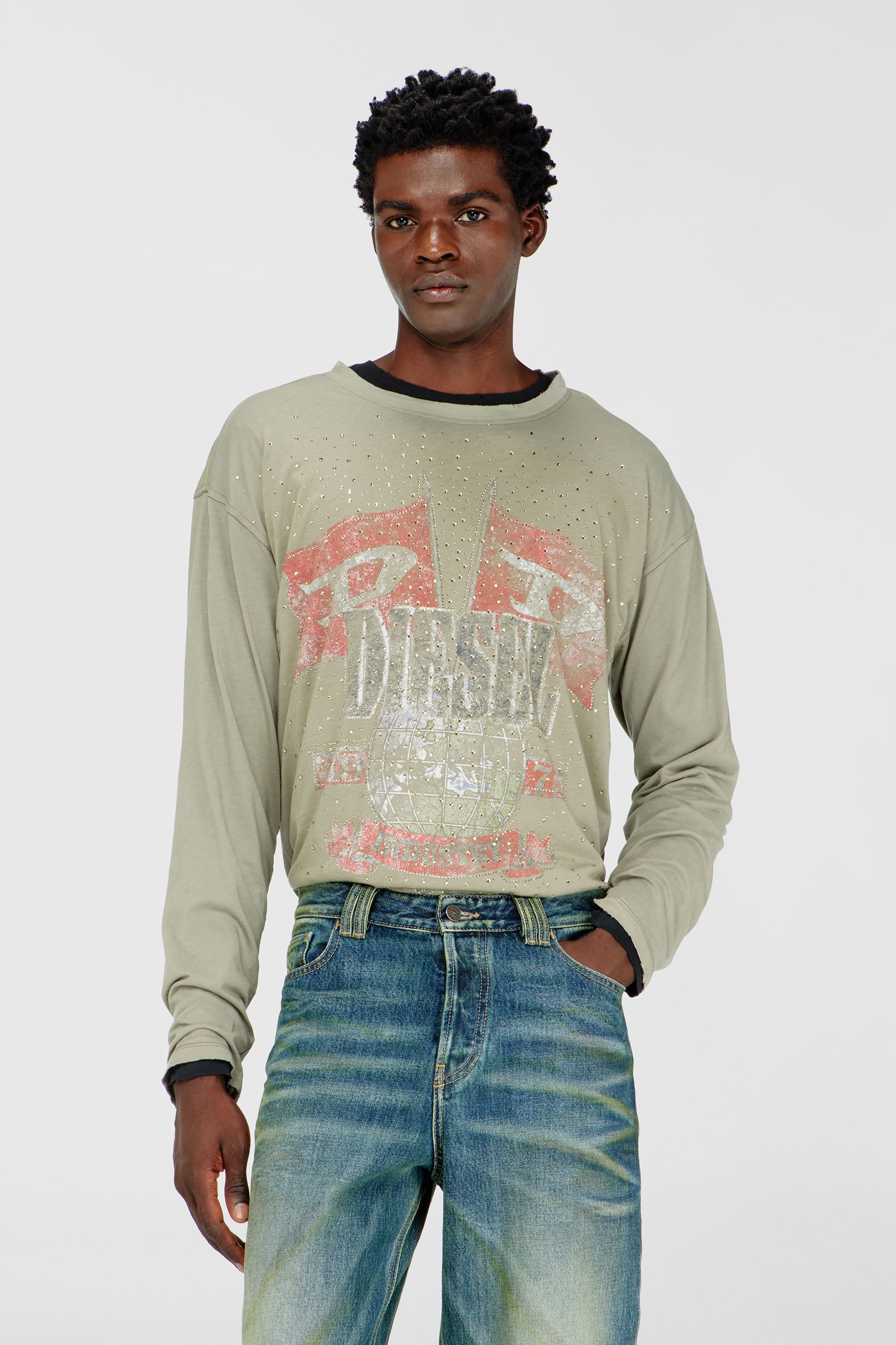 Diesel - T-GERI-LS-A, T-shirt a manica lunga con grafiche da concerto e cristalli Uomo in ToBeDefined - 1