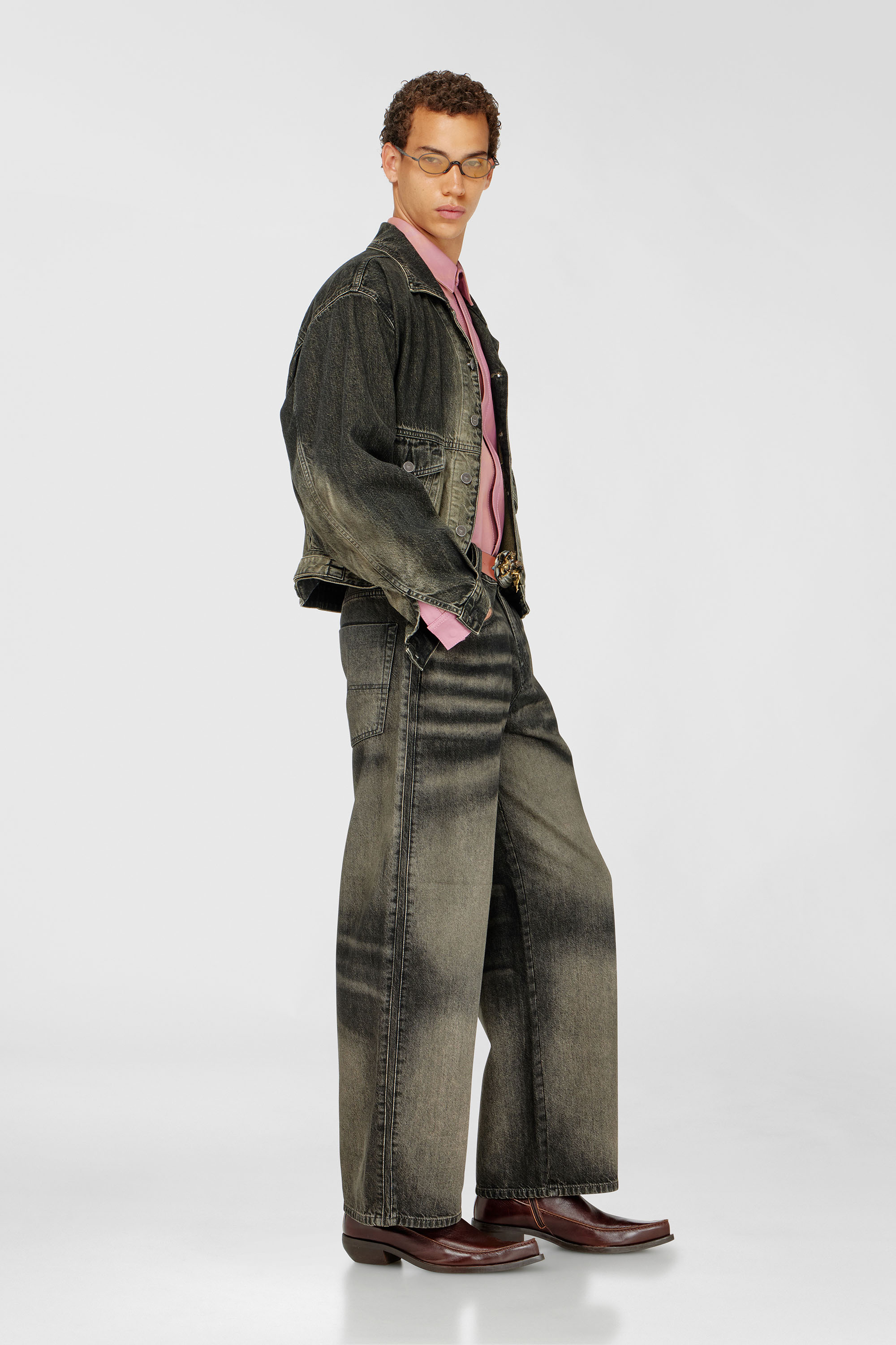 Diesel - Relaxed Jeans 1982 D-Hakou 09R33 Unisex, Nero/Grigio scuro - Image 2