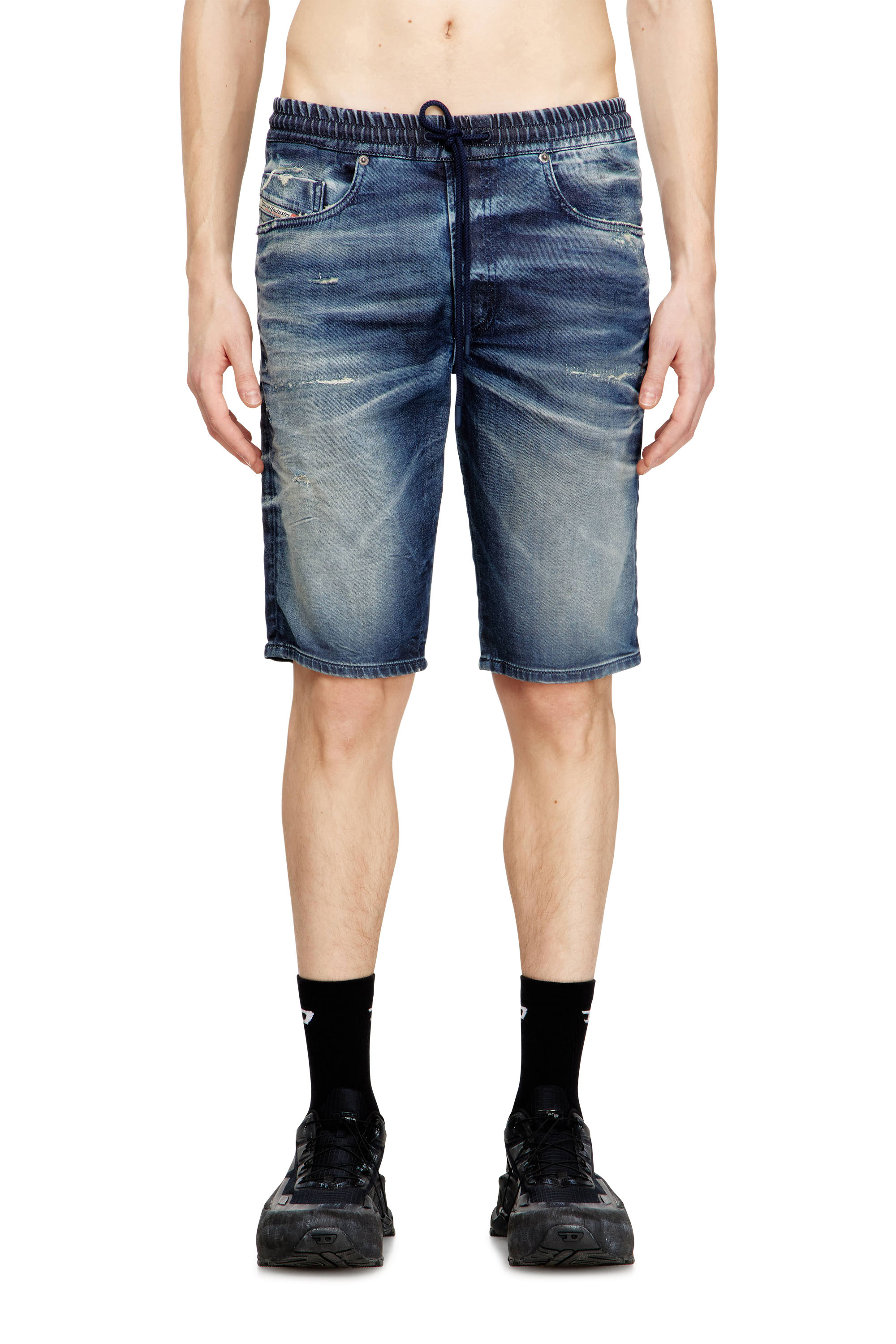 Diesel - 2033 D-KROOLEY-SHORT JOGG, Shorts slim fit in JoggJeans trattato Uomo in Blu - 2