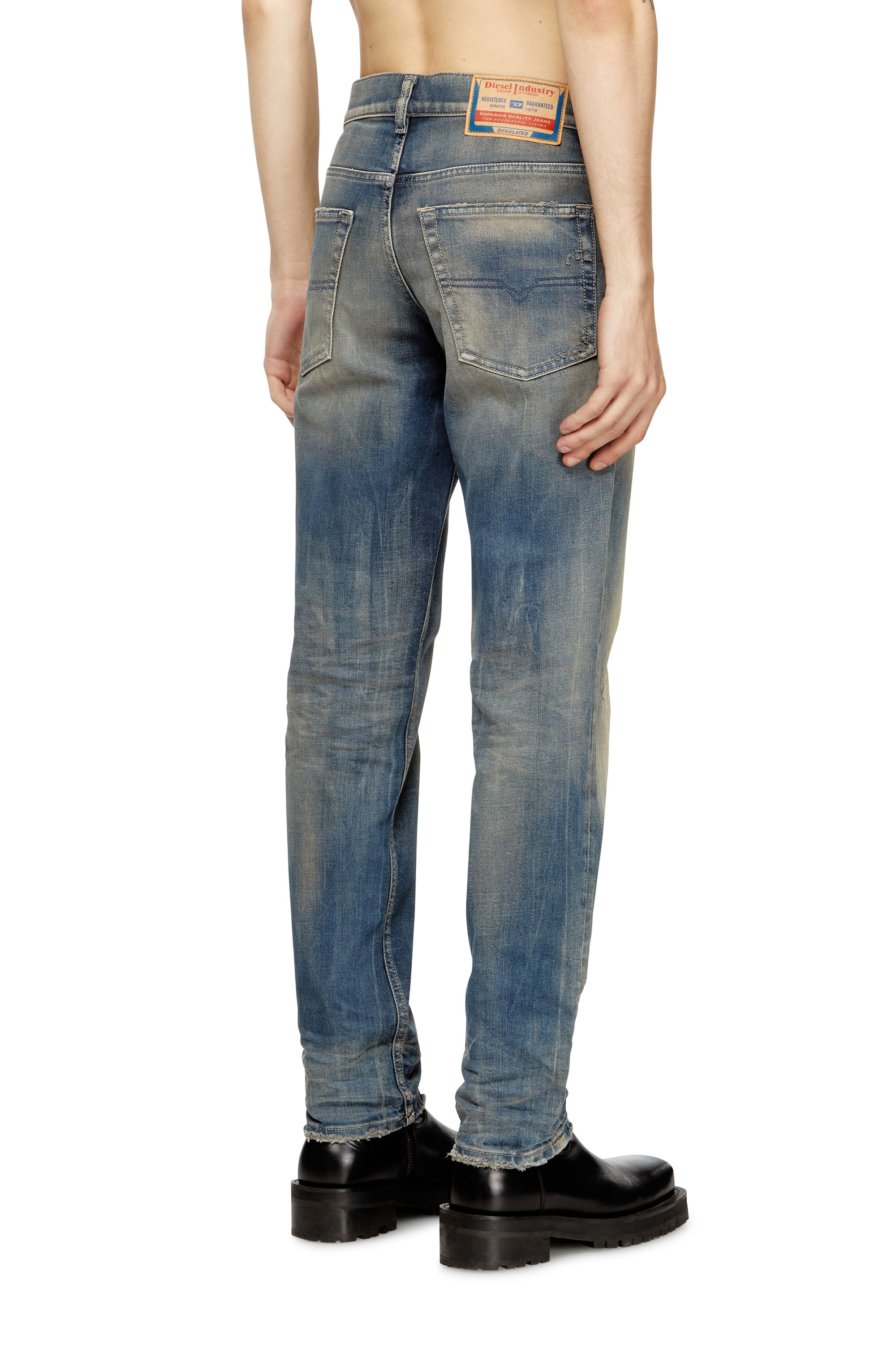 Diesel - Regular Jeans 2023 D-Finitive 09M18 Uomo, Blu medio - Image 4