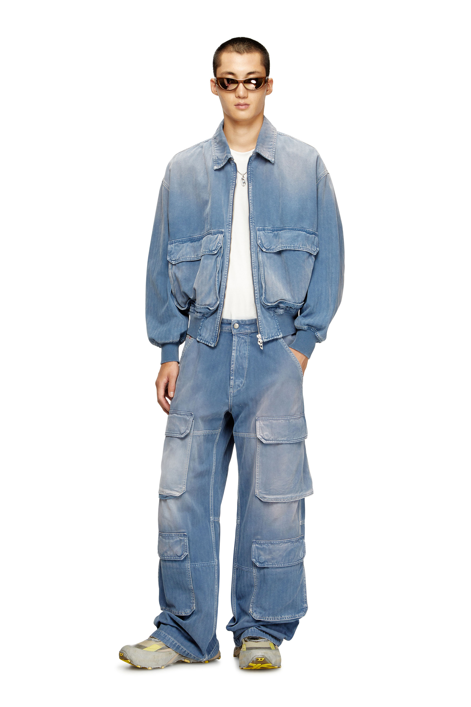 Diesel - Relaxed Jeans D-Touch 09M93 Uomo, Blu medio - Image 2