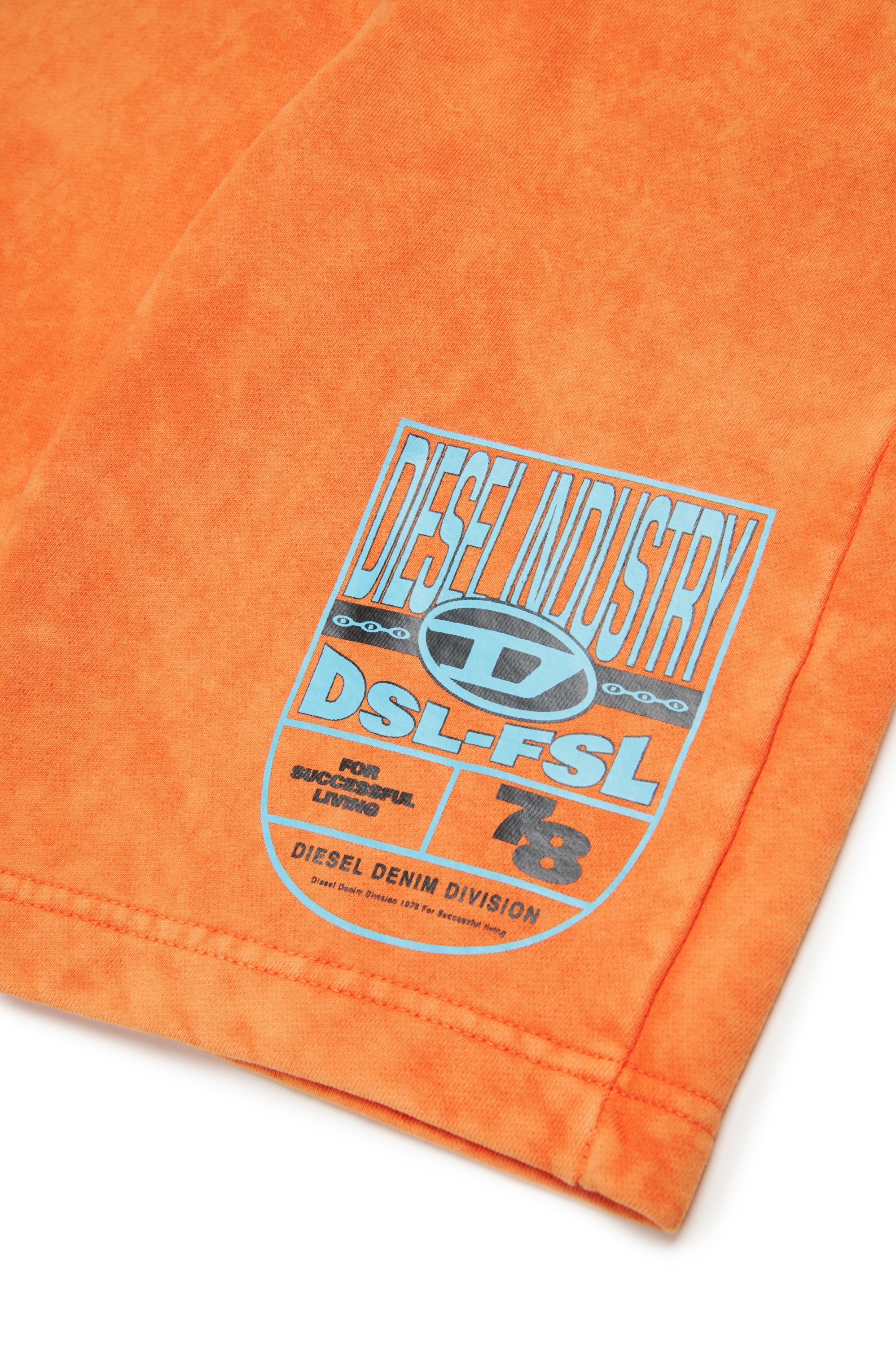 Diesel - PARRID, Shorts sportivi marmorizzati con stampa grafica Uomo in Arancione - 4