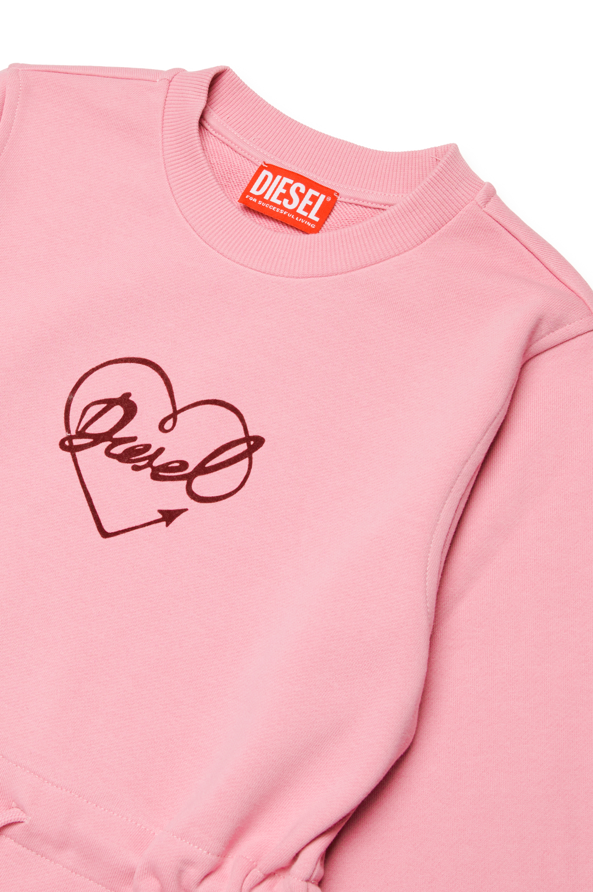 Diesel - DISSY, Abito felpa con logo a cuore floccato Donna in Rosa - 3