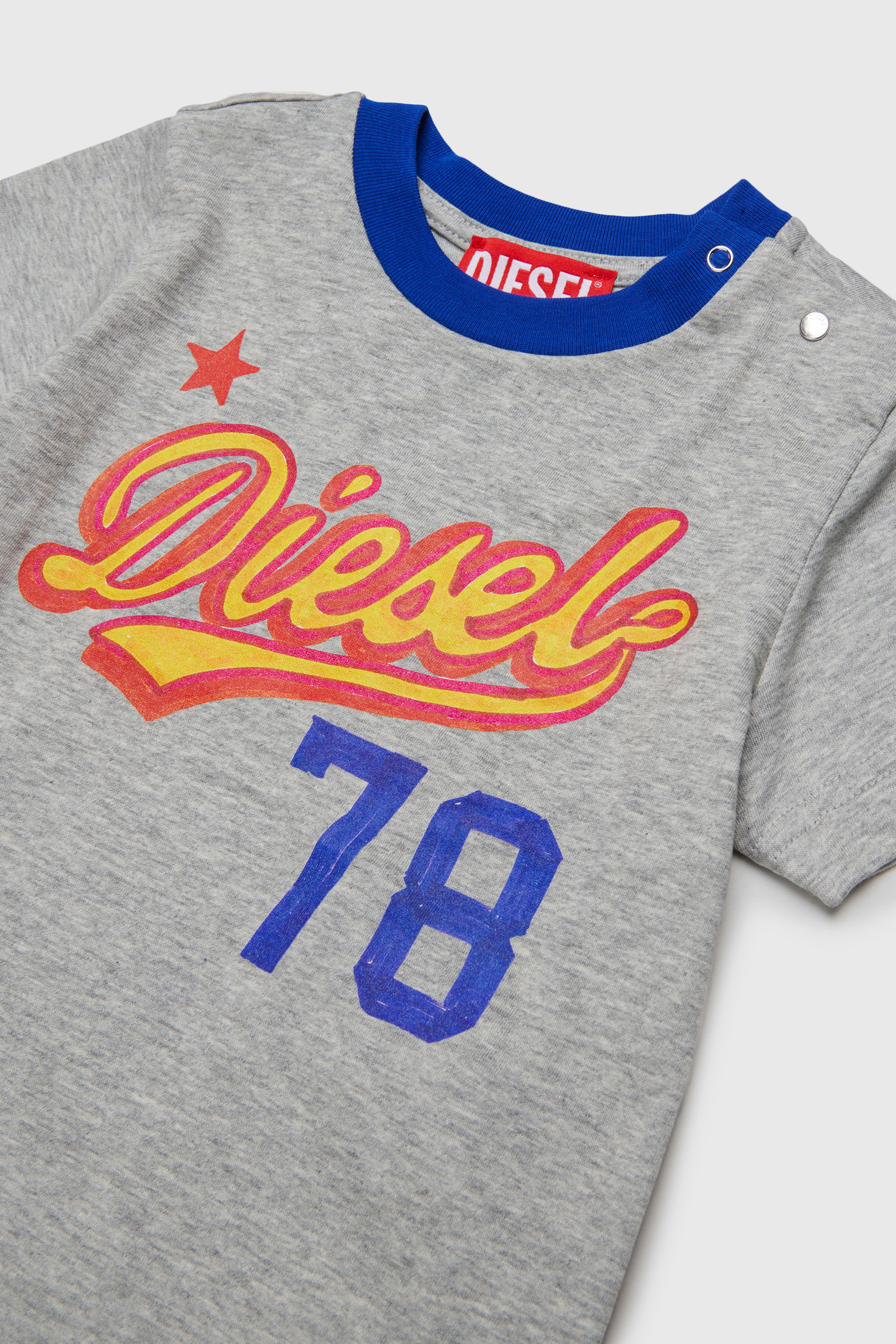 Diesel - TURSIB, T-shirt in cotone con stampa logo r&eacute;tro Uomo in Grigio - 3