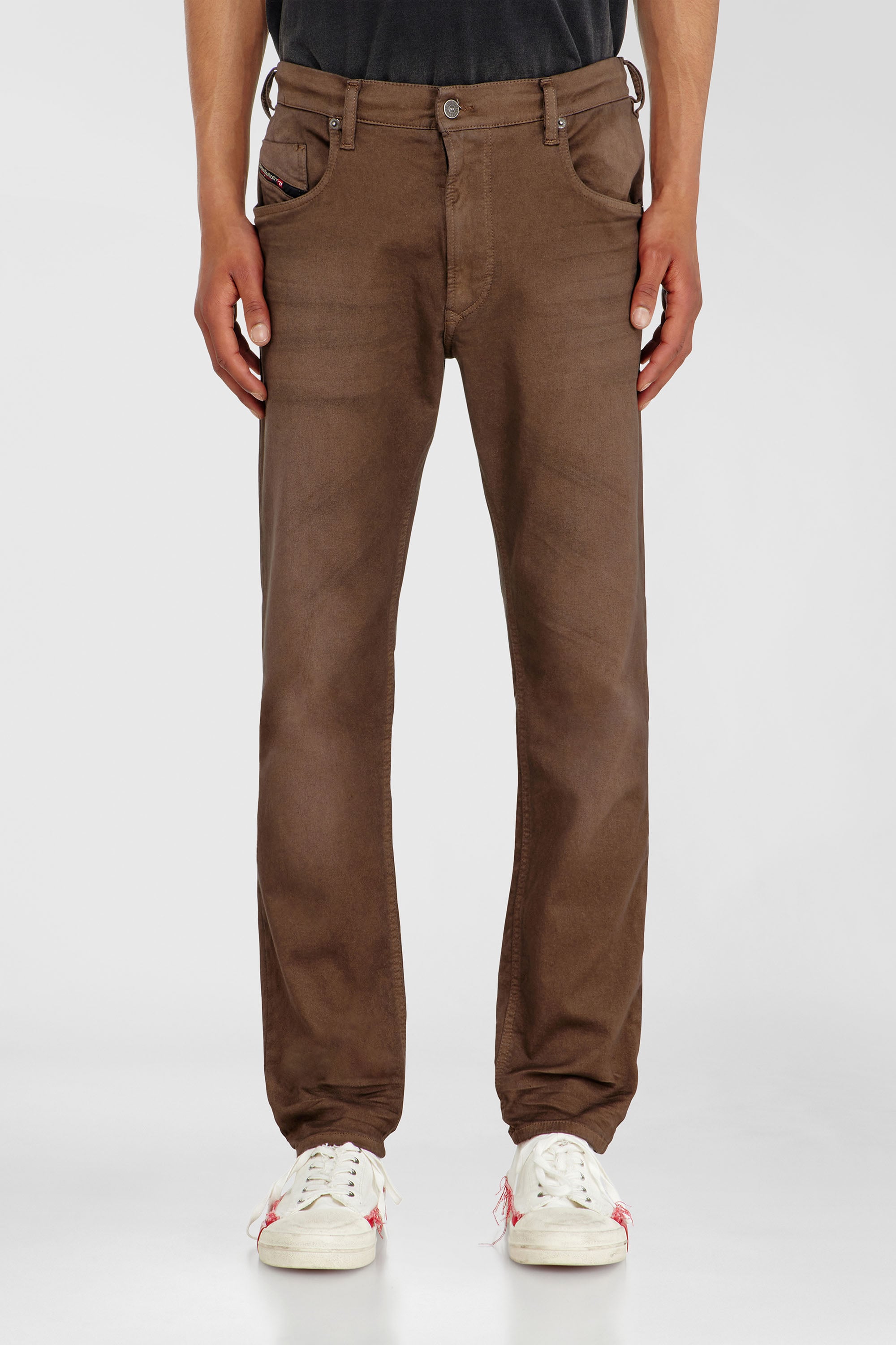 Diesel - Regular 2032 D-Krooley-BW Joggjeans&reg; 0670M Uomo, Marrone - Image 1