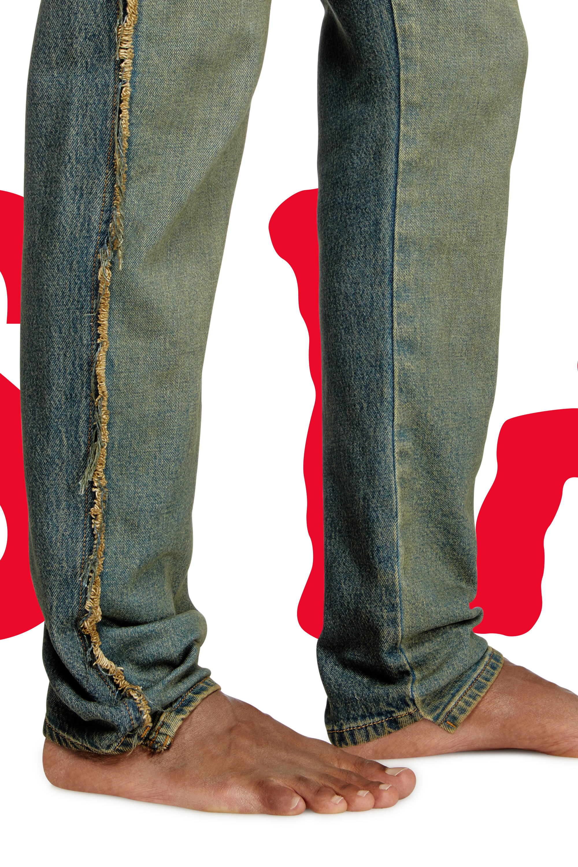 Diesel - Regular Jeans Dieseloves 04 09M98 Uomo, Blu Scuro - Image 4