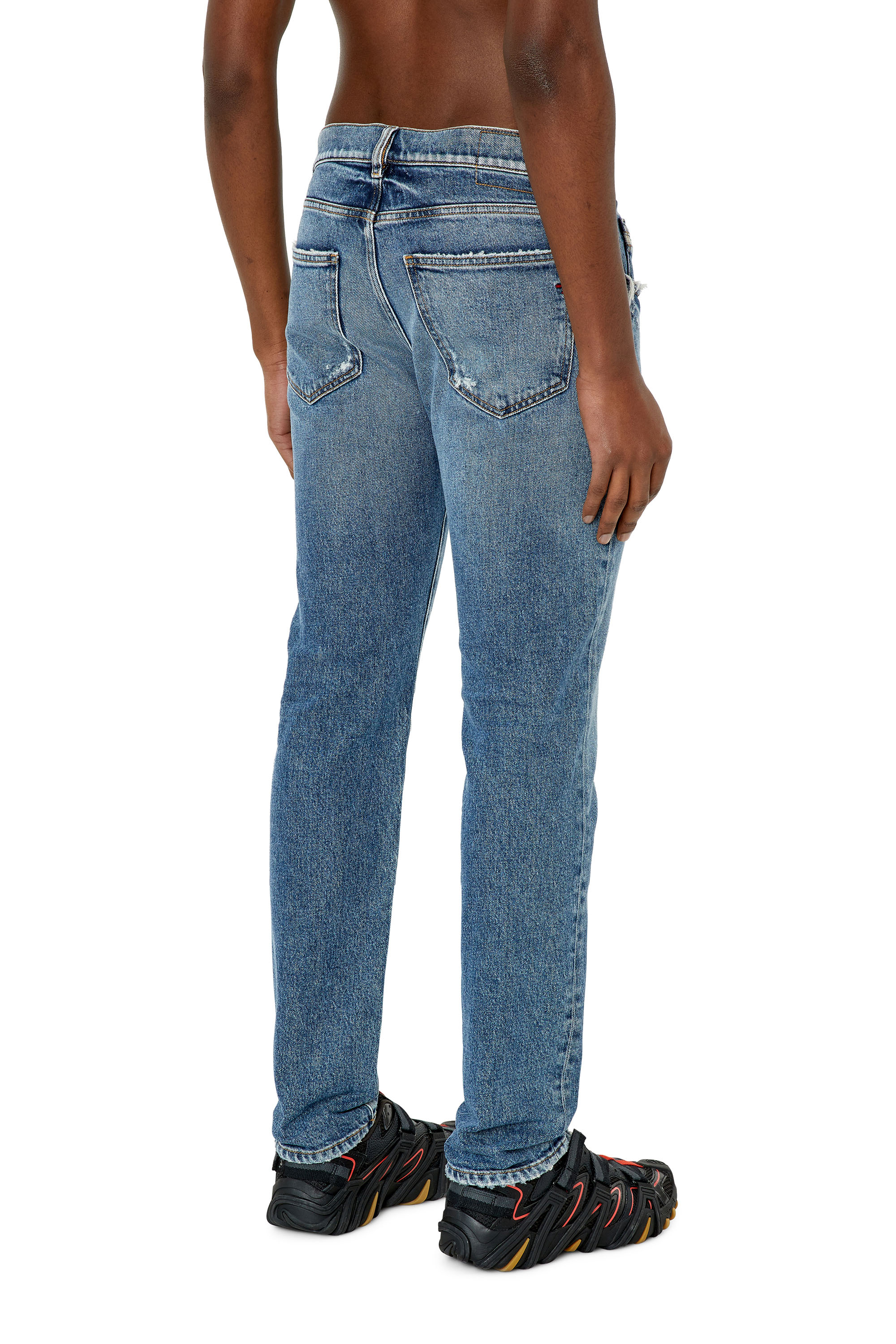 Diesel - 2019 D-Strukt 09F16 Slim Jeans, Blu medio - Image 2