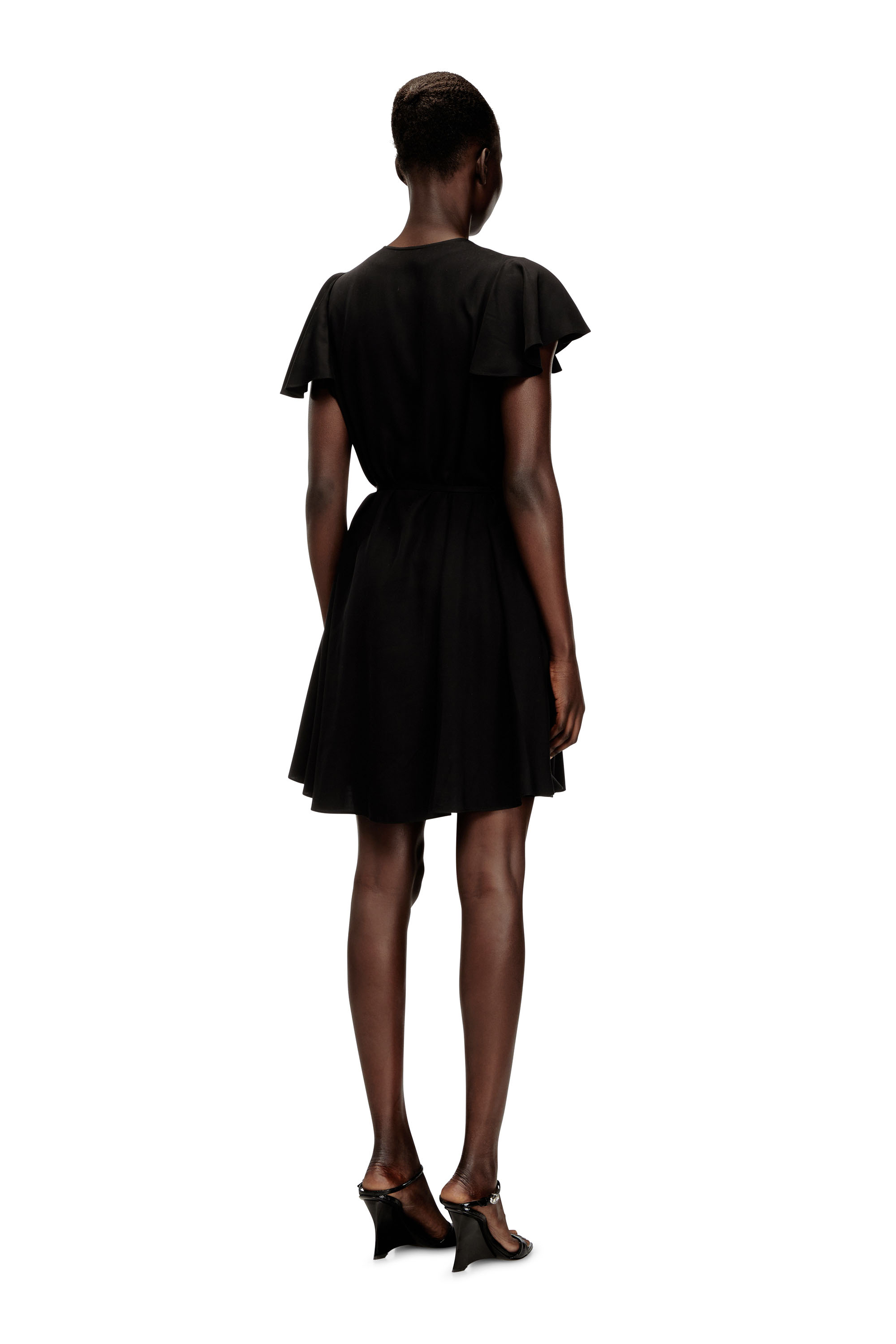 Diesel - D-AIKIRI, Abito in cupro con scollo a V e bottoni frontali Donna in Nero - 4