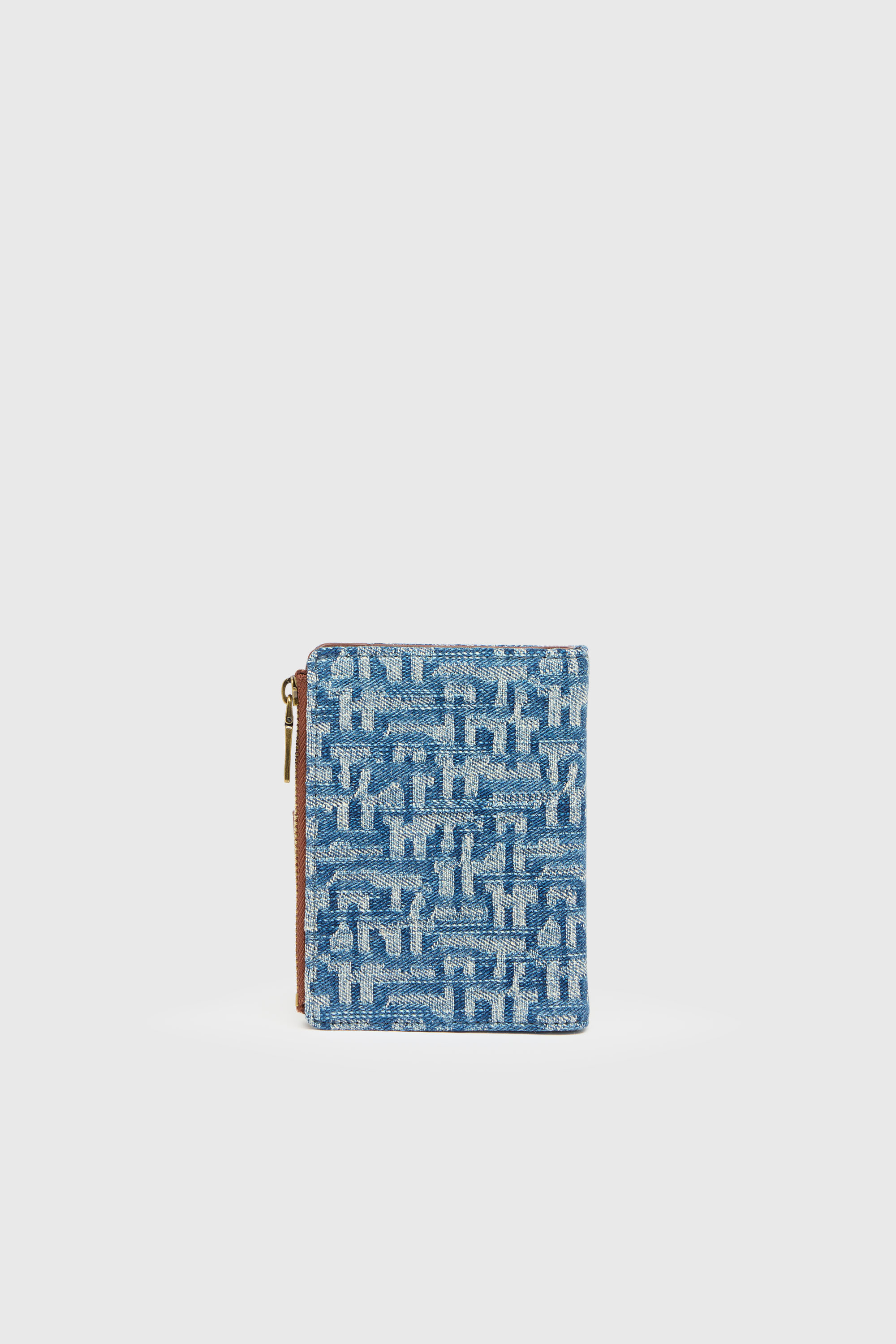 Diesel - D-LINE BI FOLD ZIP II, Portafoglio bi-fold in monogram denim con dettaglio cintura Donna in Blu - 2