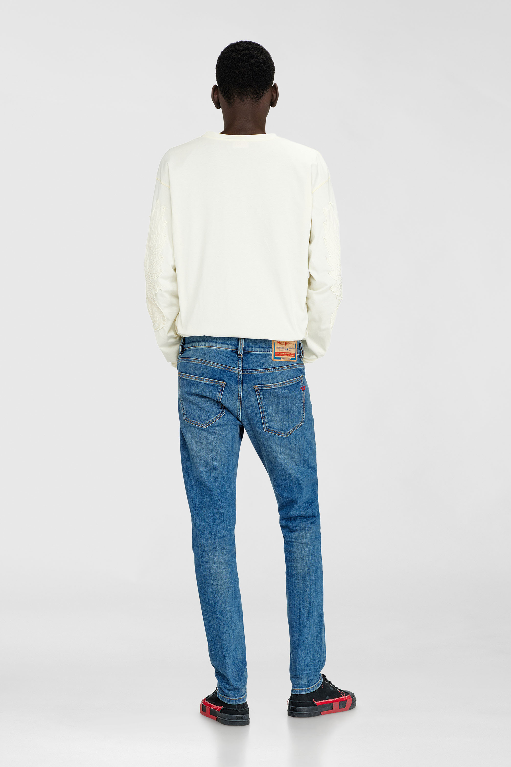 Diesel - Slim Jeans 2019 D-Strukt 0KIAL Uomo, Blu Chiaro - Image 3