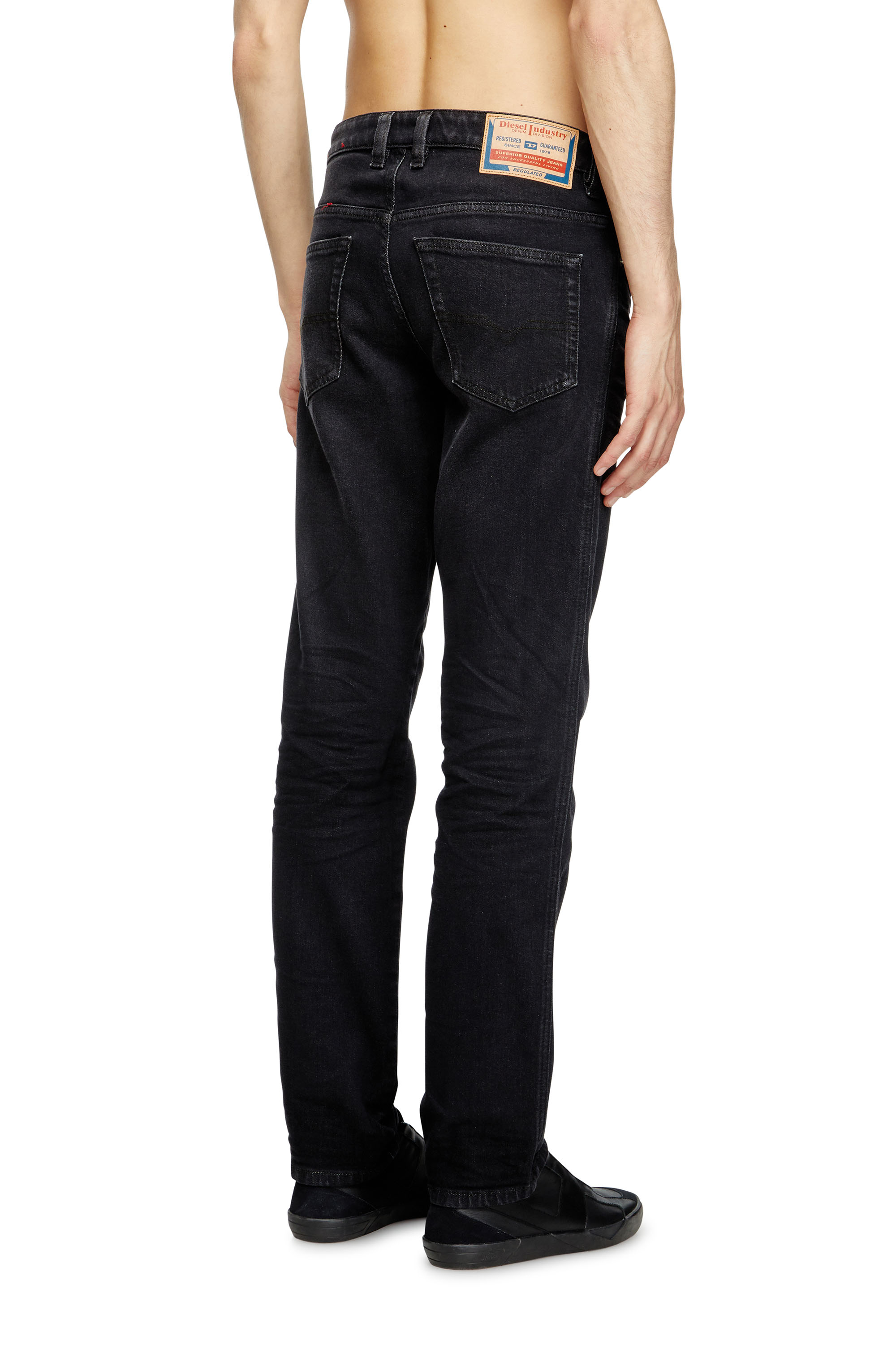 Diesel - Slim Jeans 1993 D-Vyl 0DBEG Uomo, Nero/Grigio scuro - Image 4