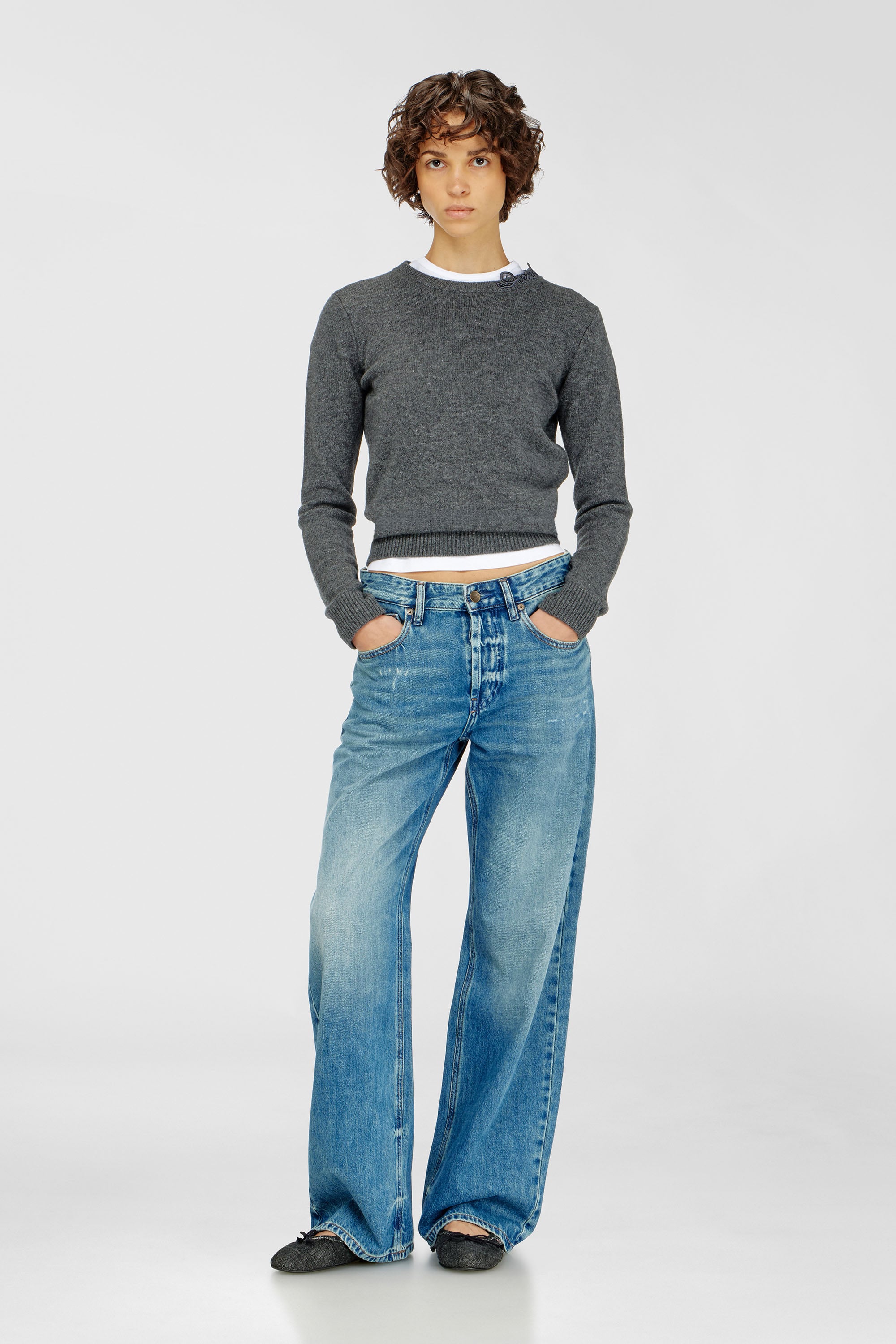 Diesel - Relaxed Jeans 1990 D-Waigee 0TJDI Donna, Blu medio - Image 1