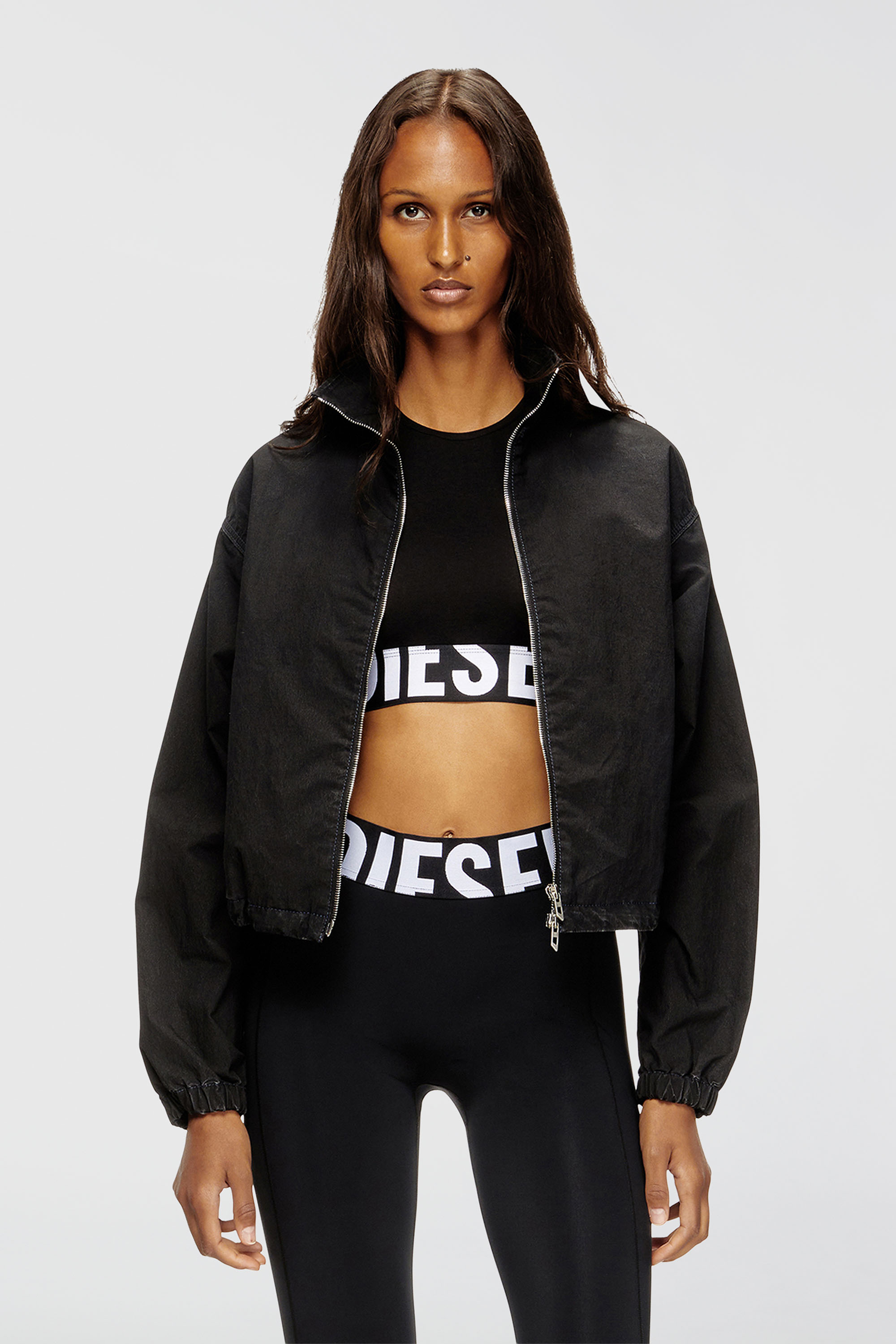 Diesel - ADA-D-POP, Crop top con logo tagliato Donna in Nero - 2