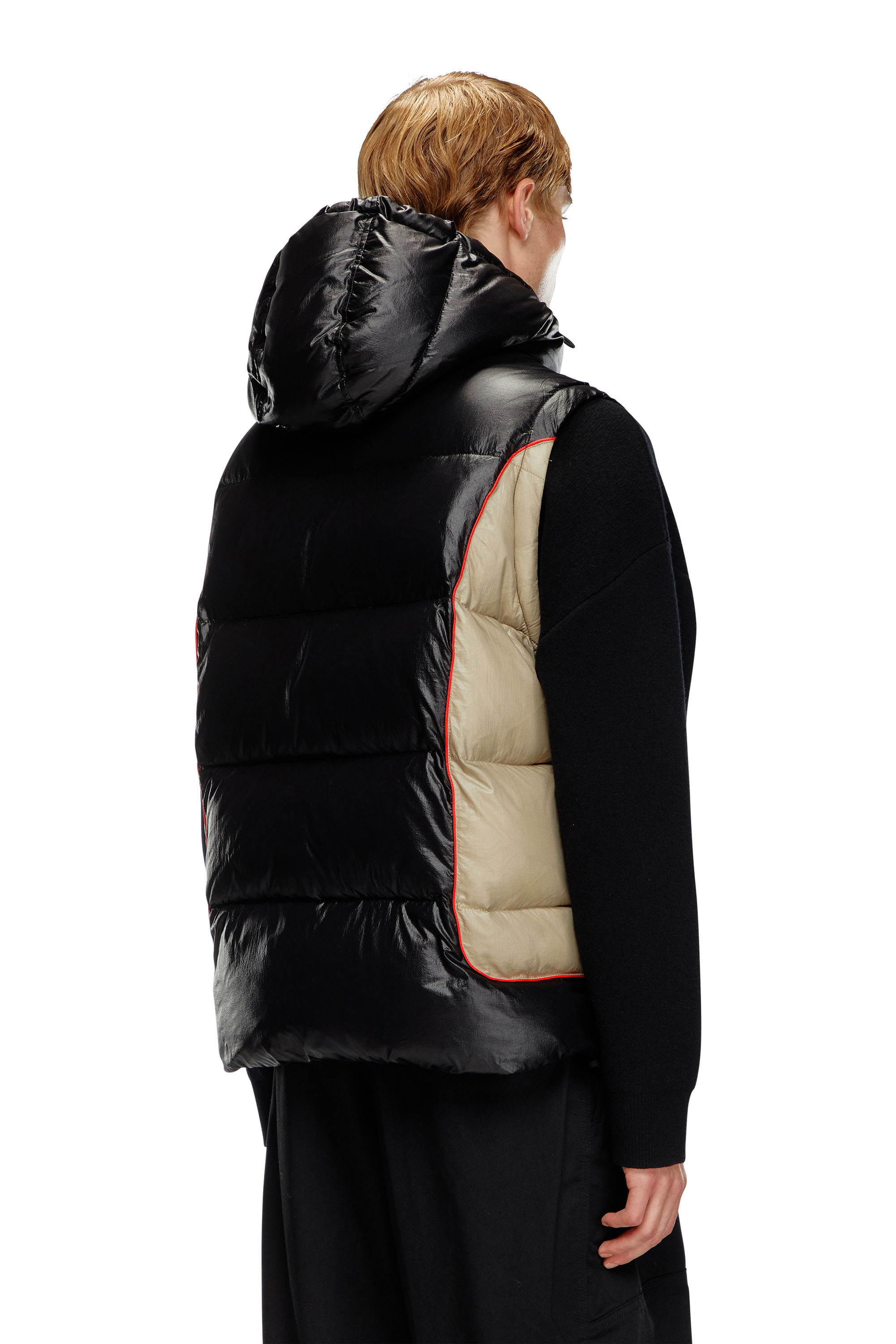 Diesel - W-OSTEND-SL, Gilet imbottito con cappuccio in ripstop lucido Uomo in Multicolor - 4