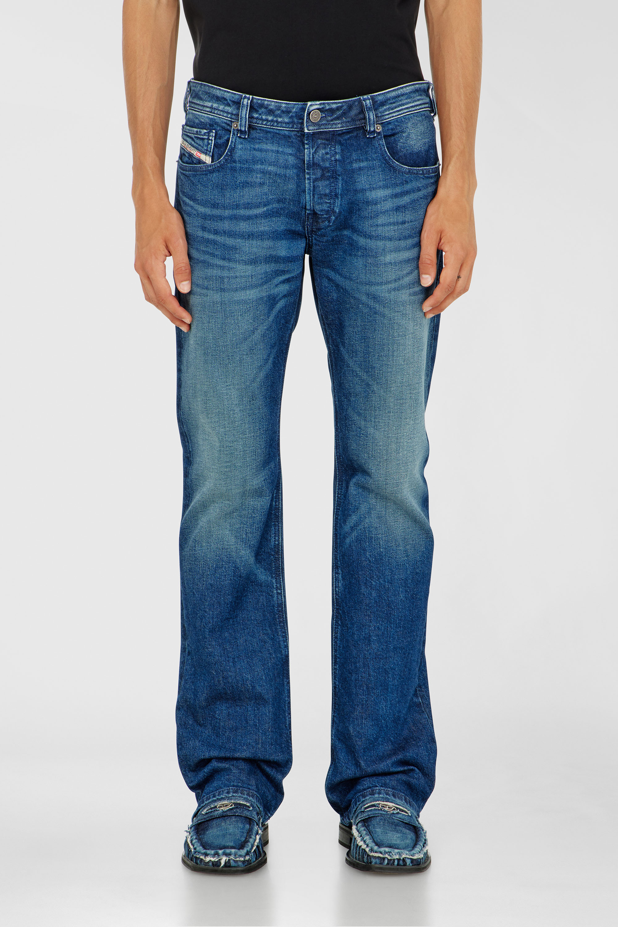 Diesel - Bootcut Jeans 2007 Zatiny 09L51 Uomo, Blu Scuro - Image 1