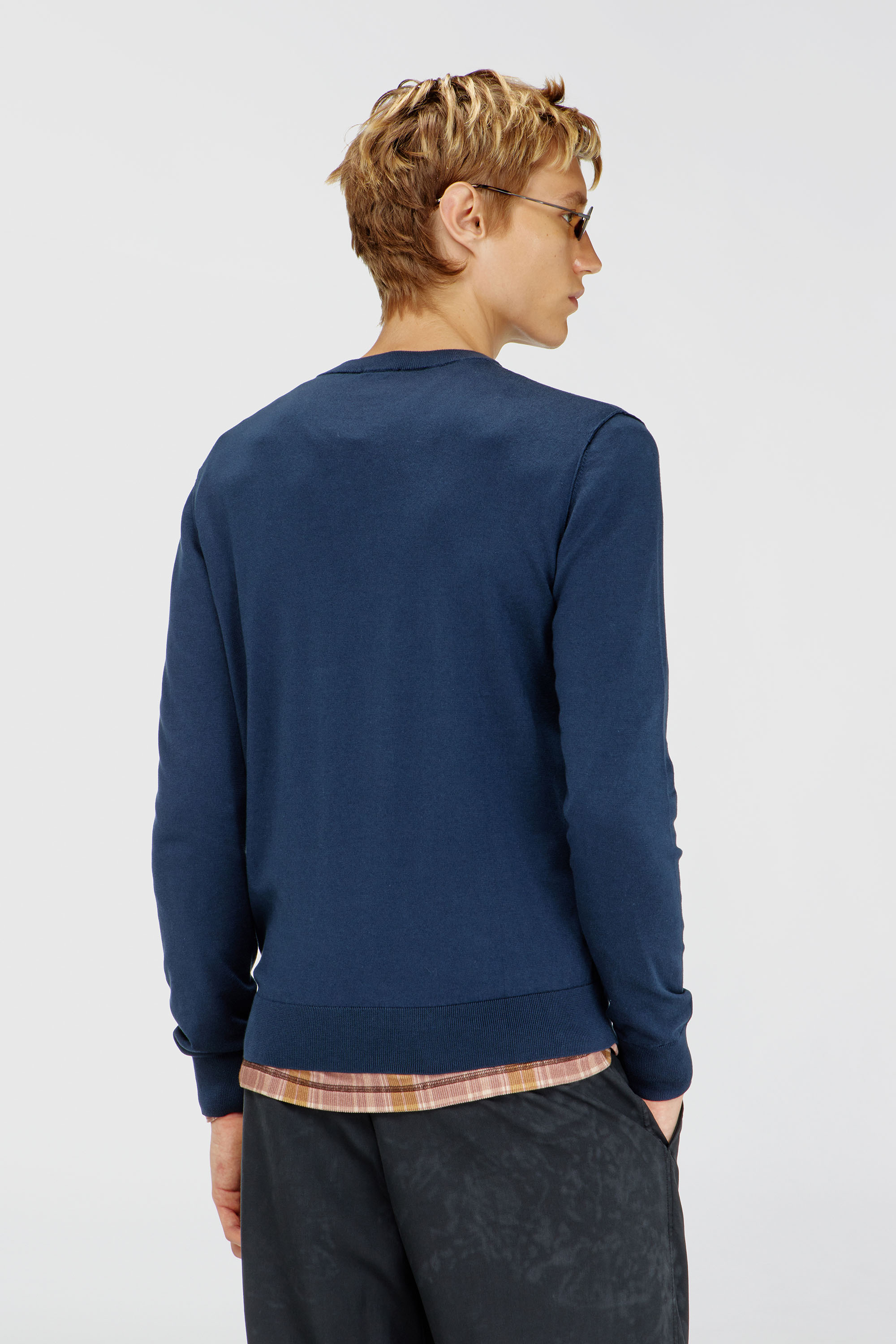 Diesel - K-FREEX-TAG-T92, Maglia in cotone con logo tono su tono Uomo in Blu - 4