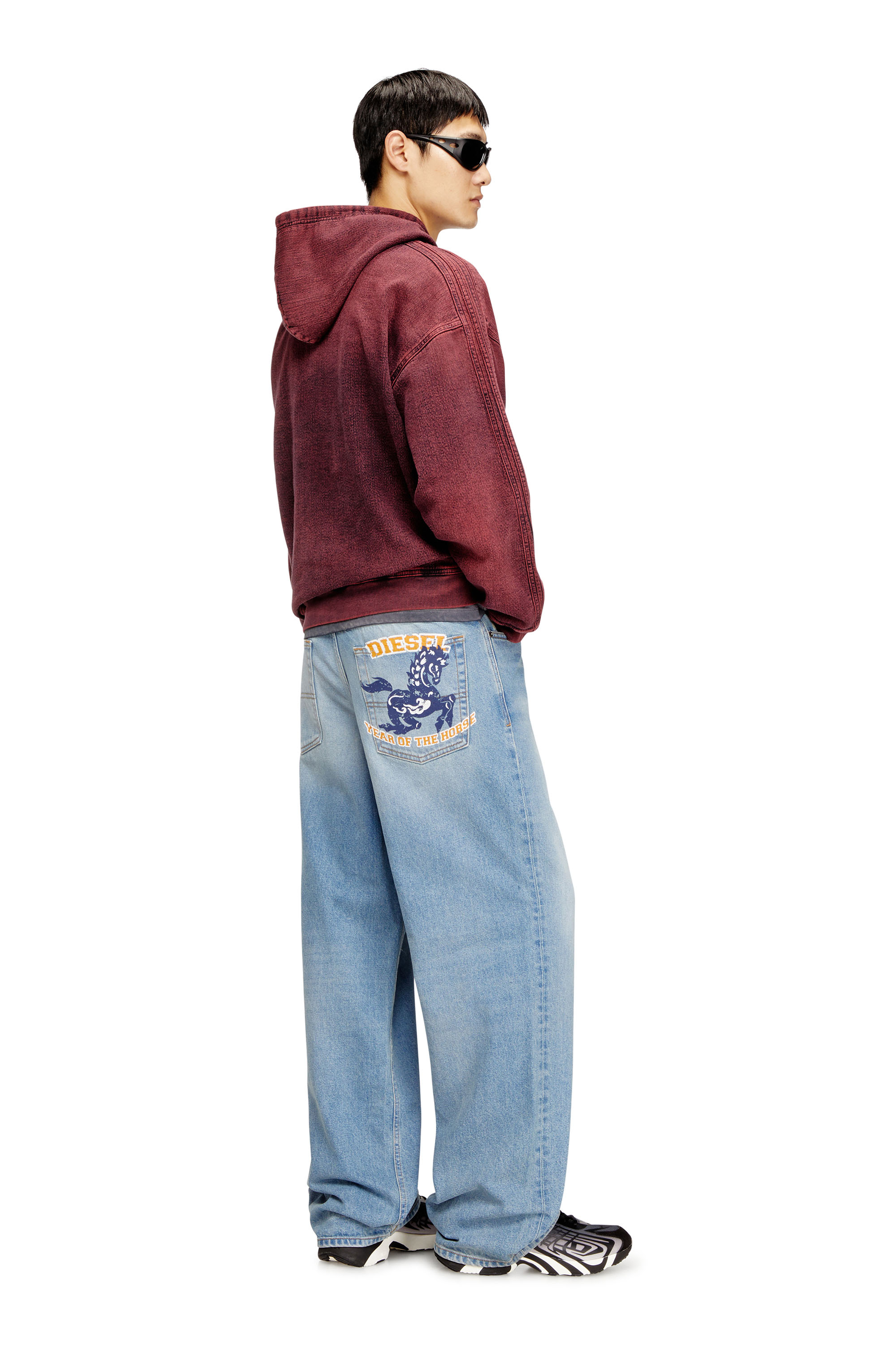 Diesel - Relaxed Jeans 2001 D-Macro 007FA Uomo, Blu Chiaro - Image 2