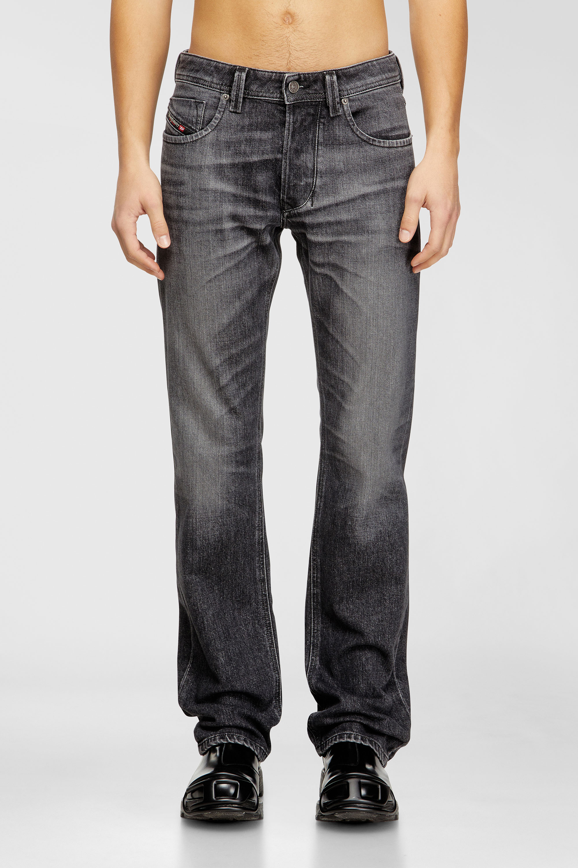 Diesel - Regular Jeans 1985 Larkee 09N49 Uomo, Grigio - Image 1