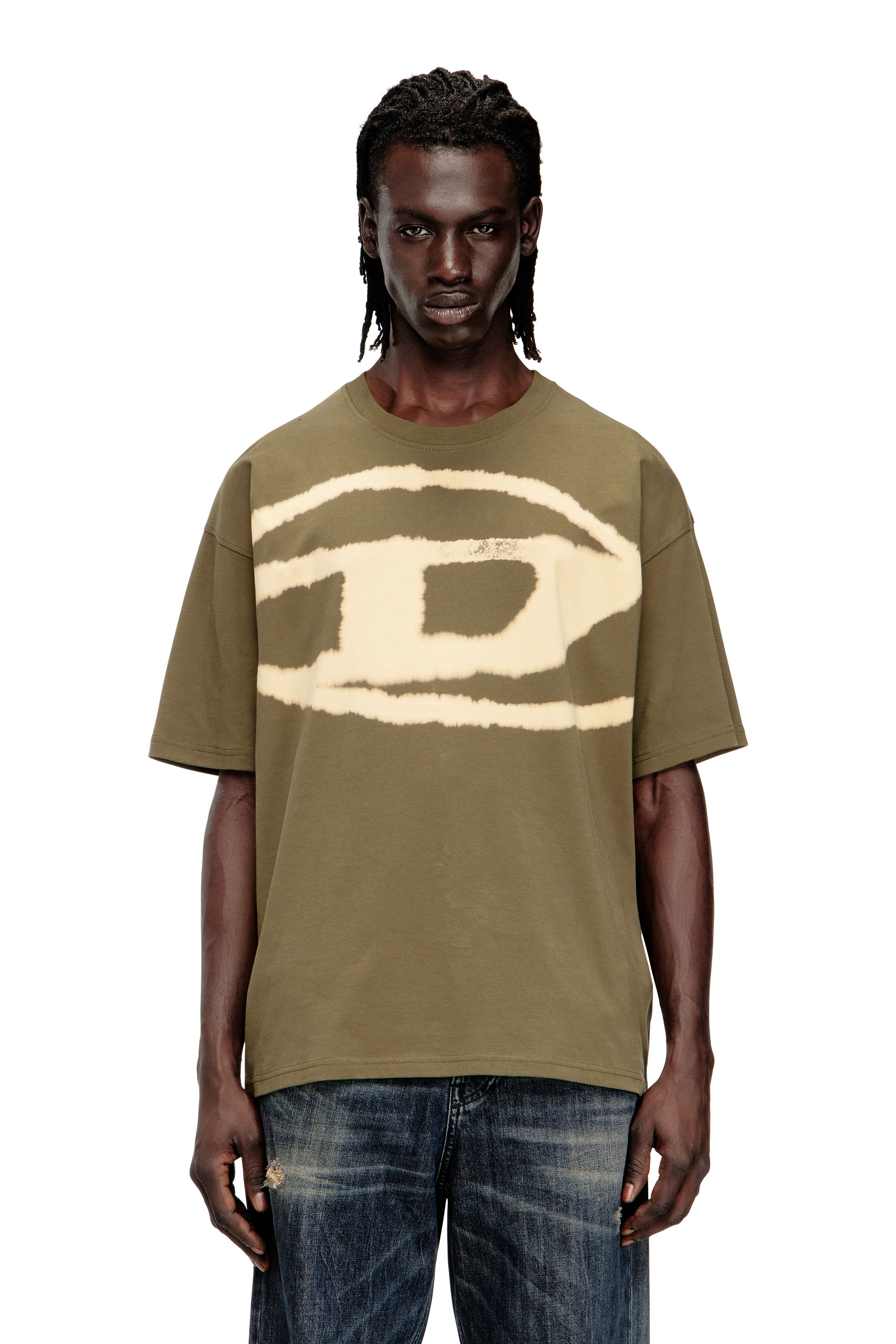 Diesel - T-BOXT-BLEACH, T-shirt con logo Oval D effetto bleach Uomo in Verde - 3