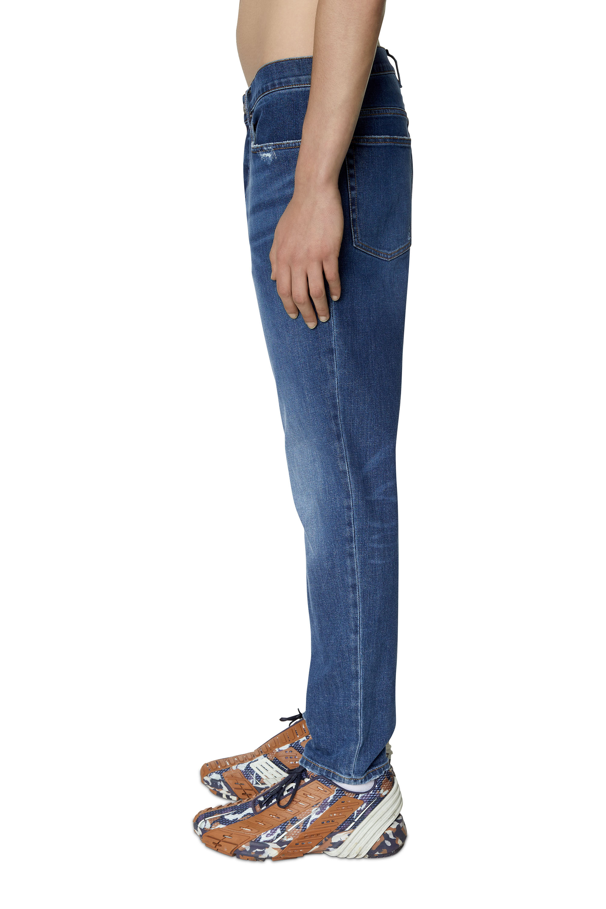 Diesel - 2005 D-FINING 09E07 Tapered Jeans, Blu medio - Image 4