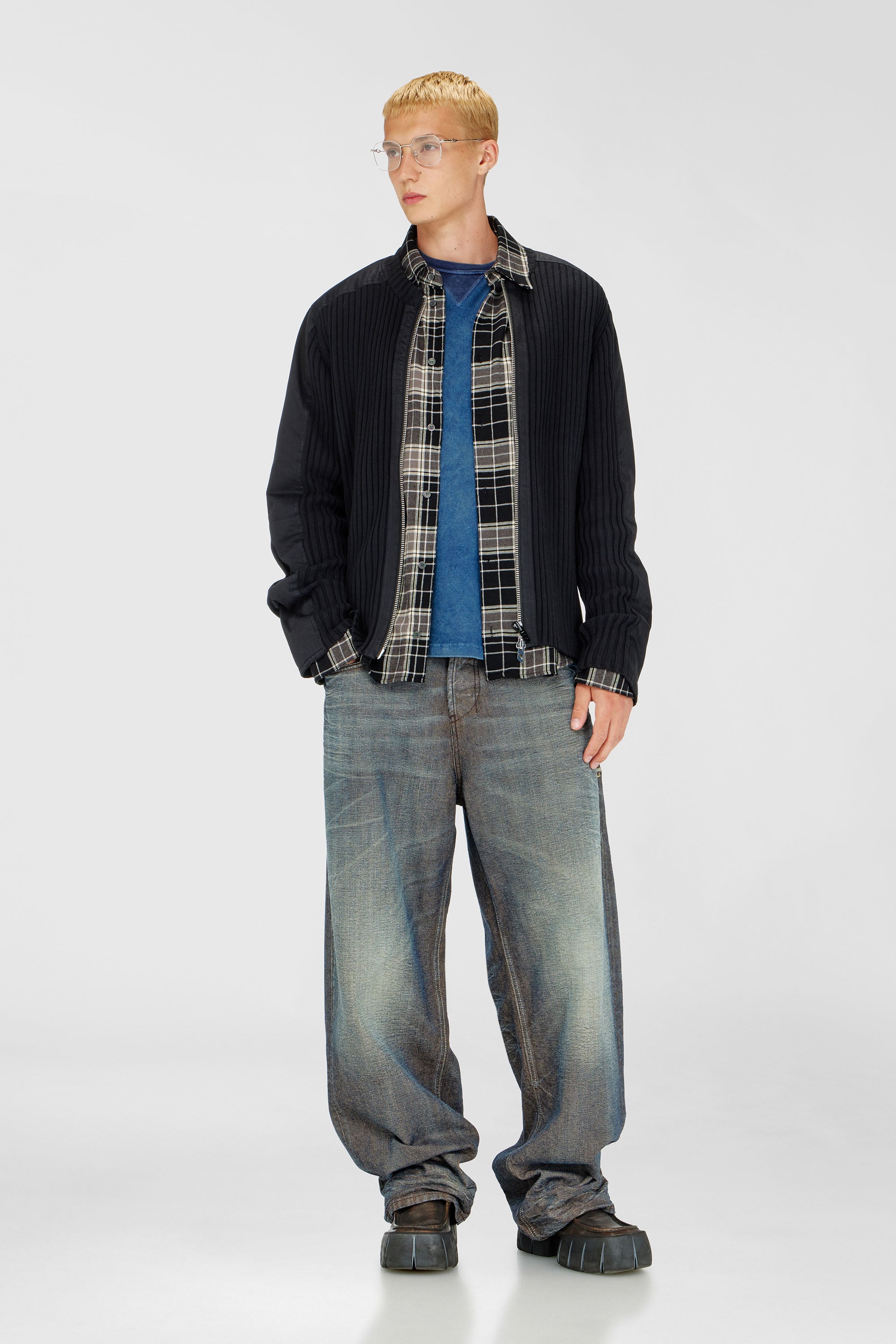 Diesel - K-MATTY, Cardigan con zip e pannelli utility Uomo in Nero - 2