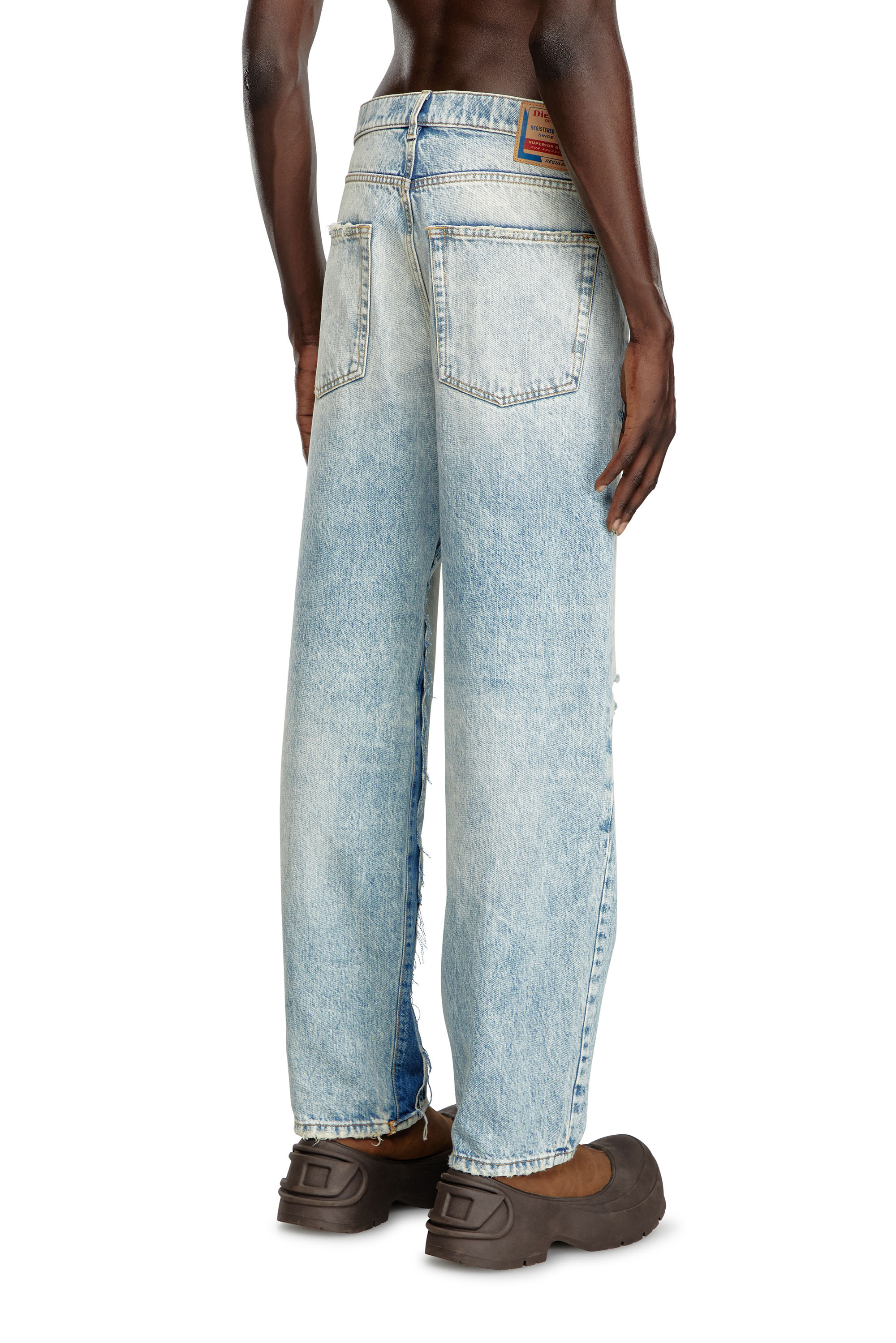 Diesel - Uomo Straight Jeans D-Fire 0AJEN, Blu Chiaro - Image 4