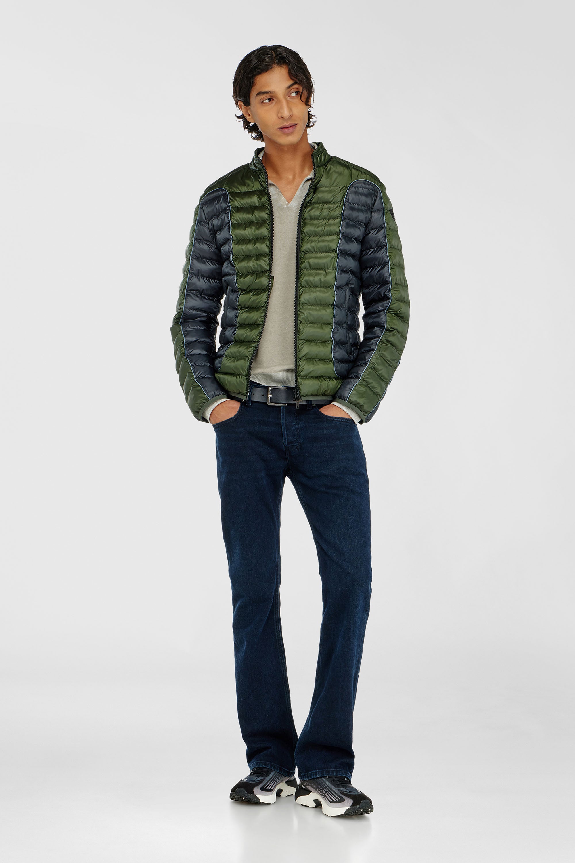 Diesel - W-PILOT-BLOCK, Piumino stile biker con design colour-block Uomo in Multicolor - 2