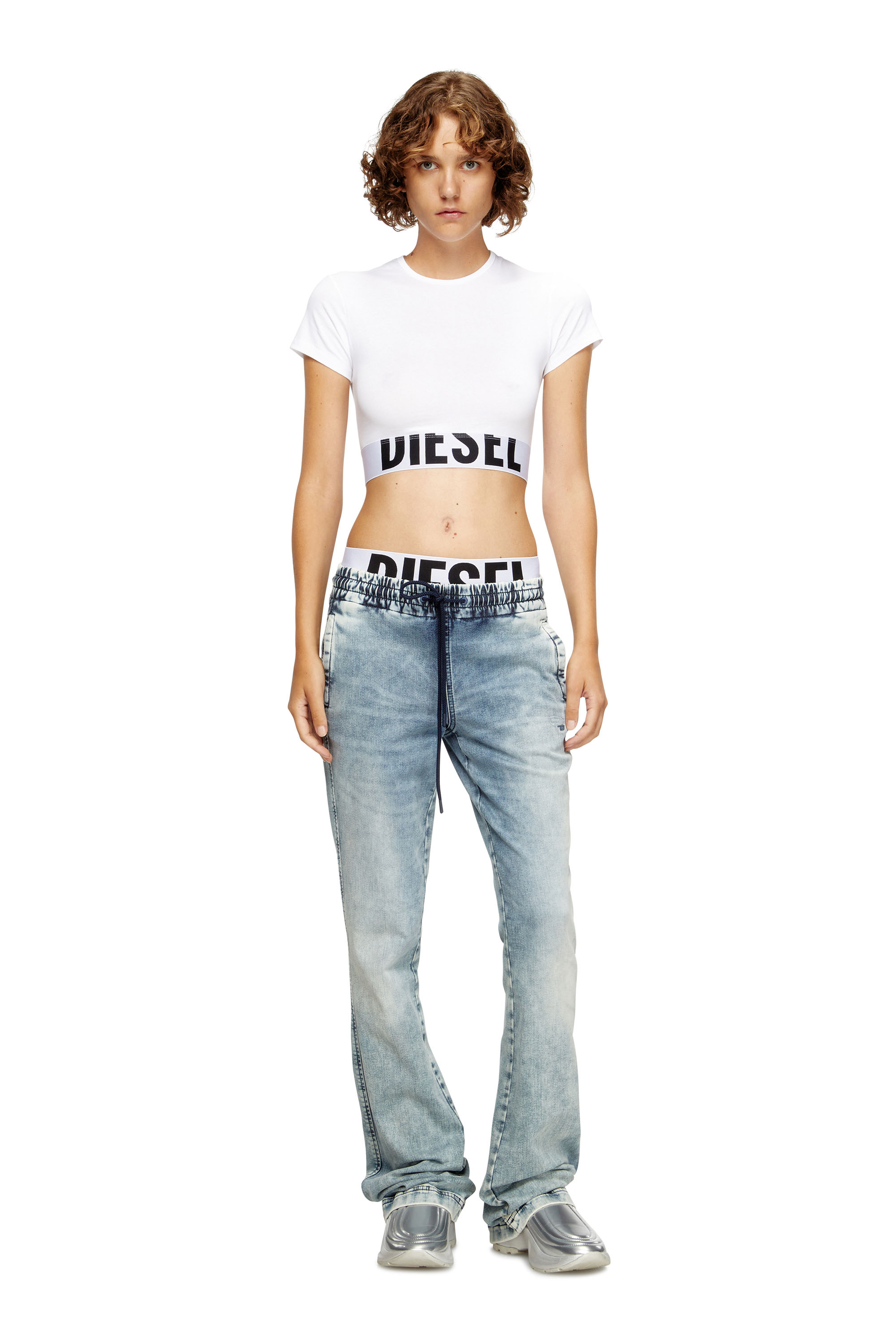 Diesel - UFTEE-SPORT-CROPPED-T-SHIRT, Crop top sportivo con fascia logo Donna in Bianco - 4