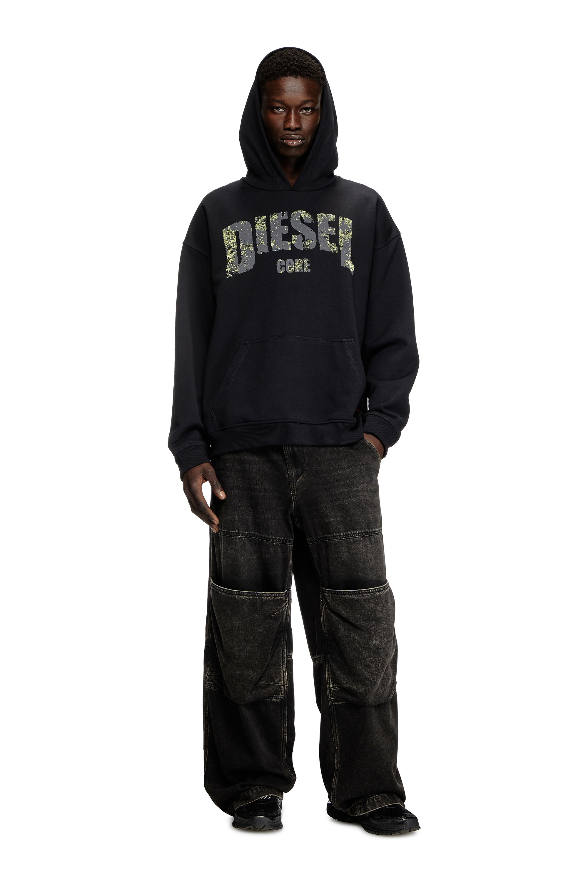 Diesel - S-BOXT-HOOD-R13, Hoodie con stampa logo destroyed Uomo in Nero - 2