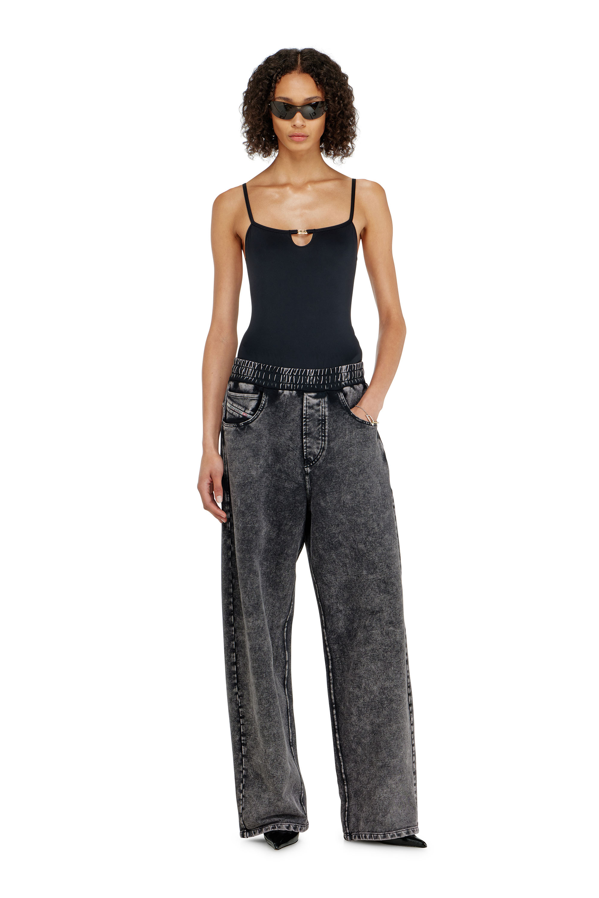Diesel - KIARA-UTLT, Body in nylon con cut-out e metallo Oval D Donna in Nero - 4