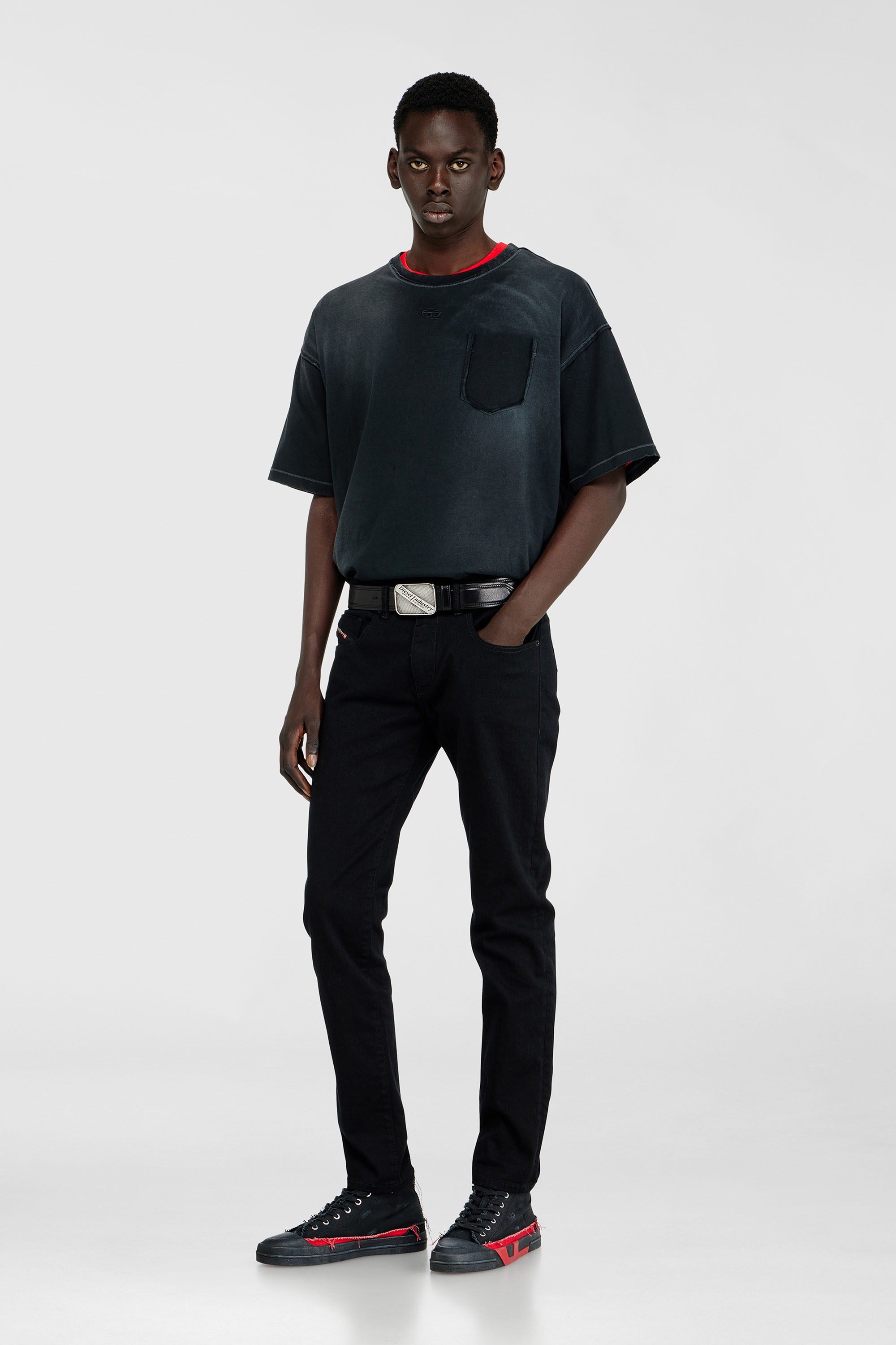 Diesel - Slim Jeans 2019 D-Strukt 069YP Uomo, Nero/Grigio scuro - Image 2