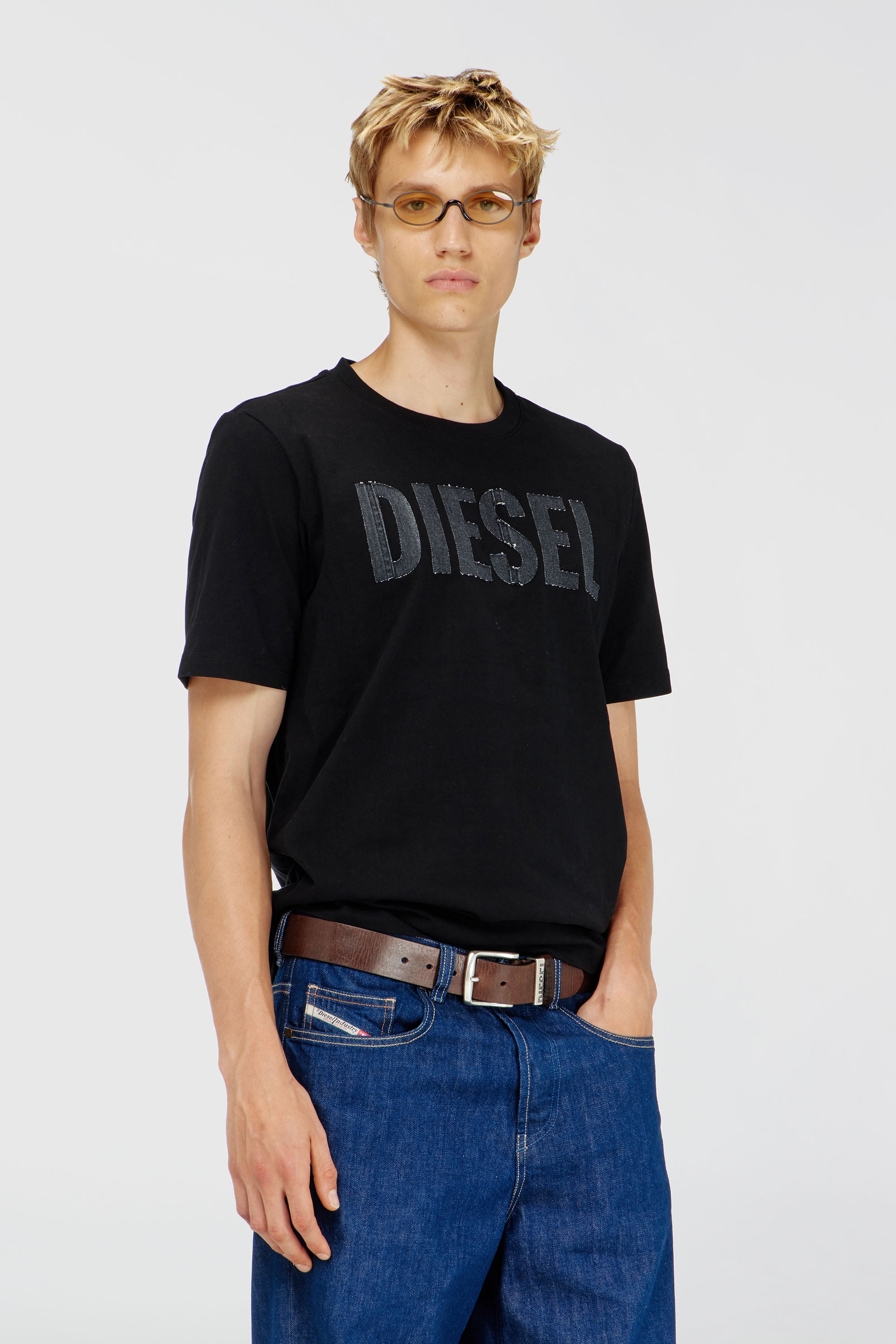 Diesel - T-JUST-APP-T92, T-shirt in cotone con stampa logo Diesel tono su tono Uomo in Nero - 1