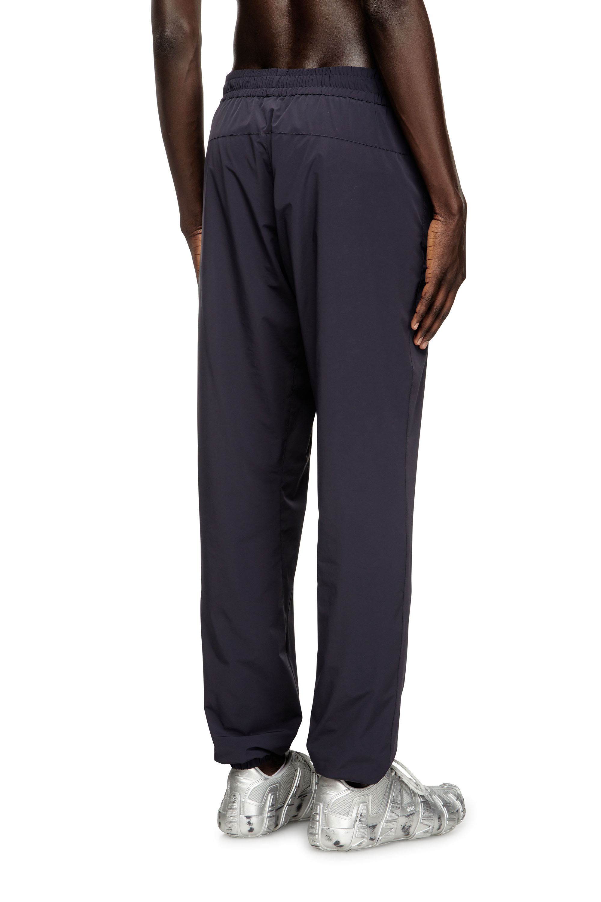 Diesel - P-ARDO-LONG, Pantaloni in nylon bi-stretch Uomo in Blu - 4