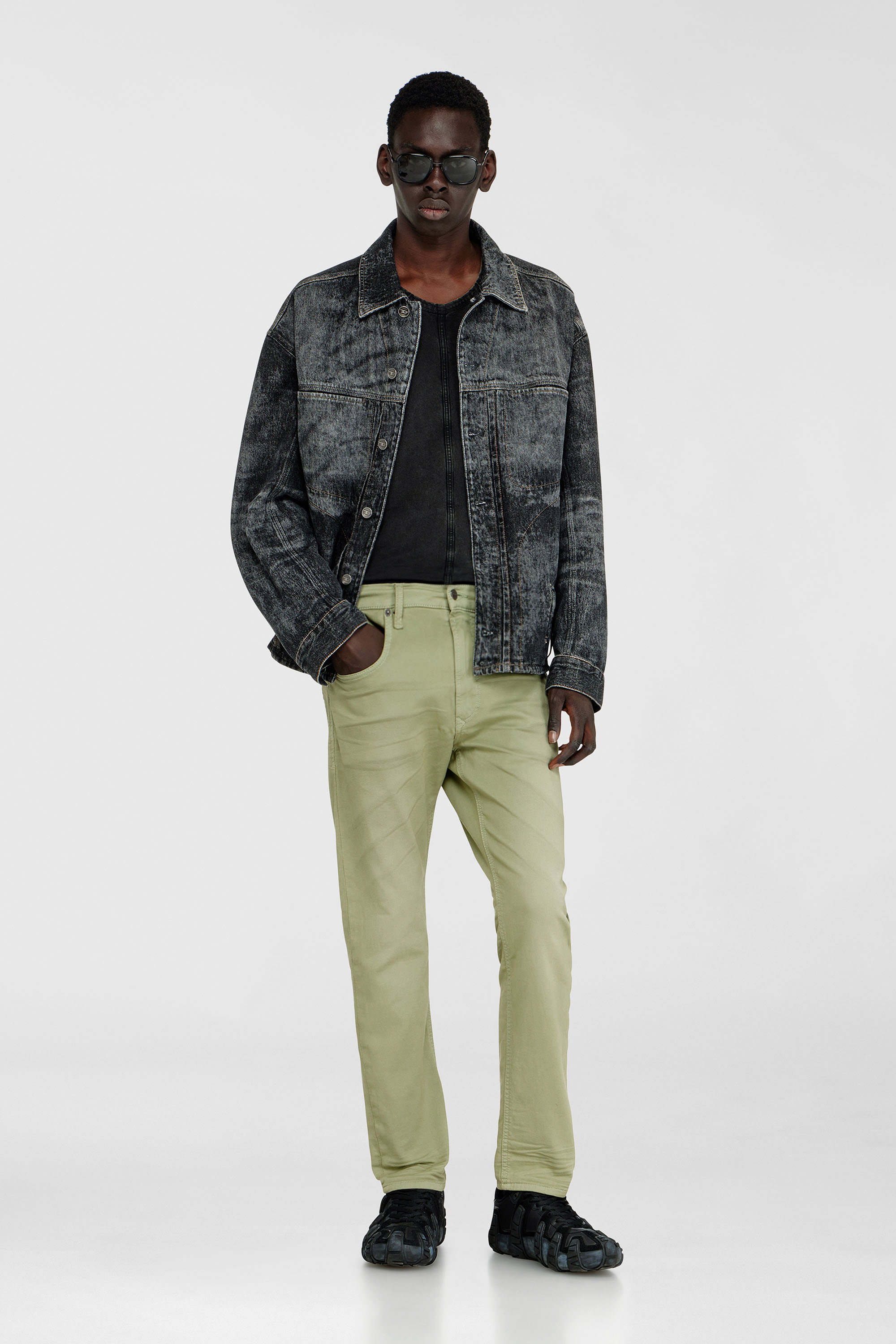 Diesel - Man's Regular 2032 D-Krooley-BW Joggjeans&reg; 0670M, Olive Green - 1