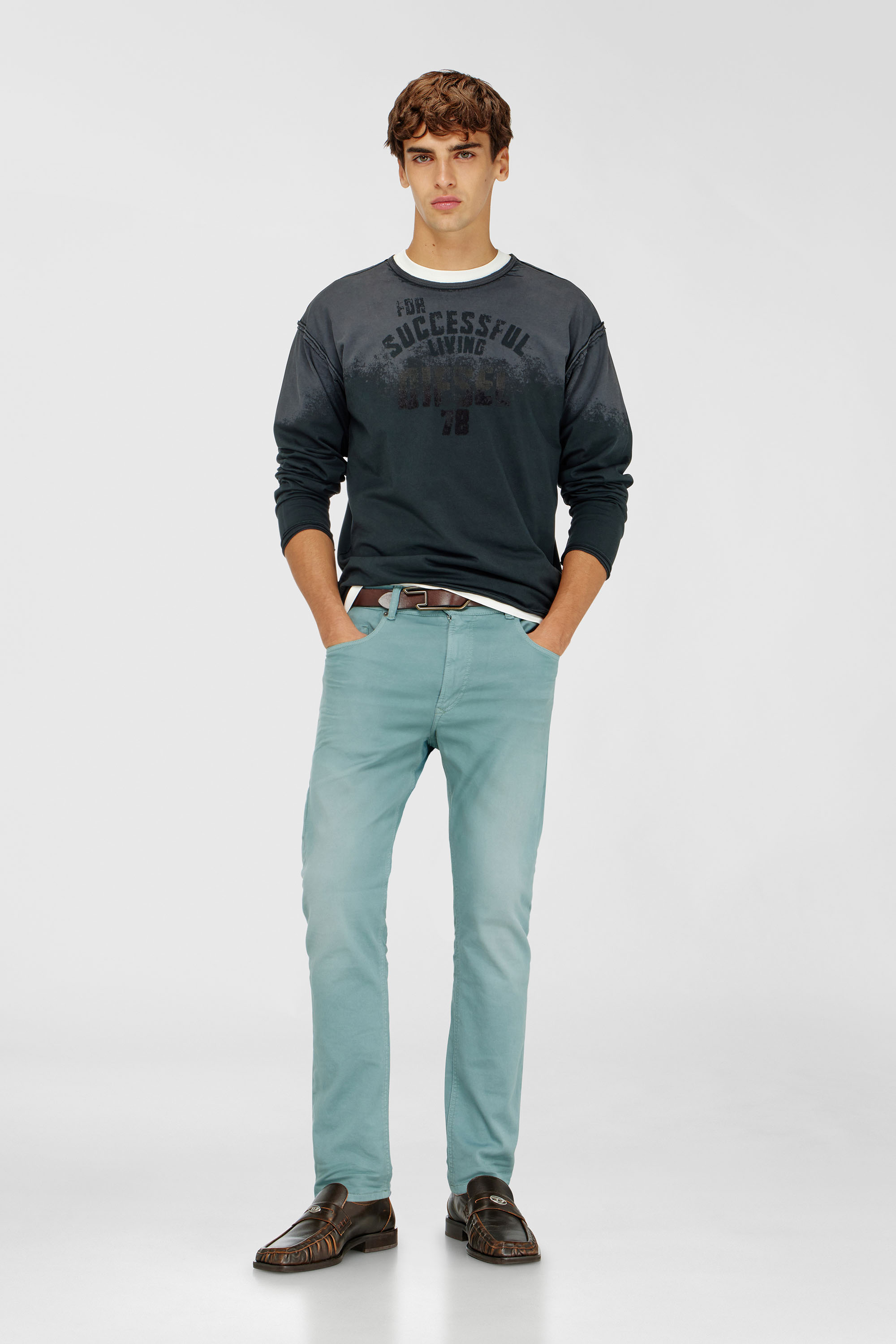 Diesel - Regular 2032 D-Krooley-BW Joggjeans&reg; 0670M Uomo, Azzurro - Image 1